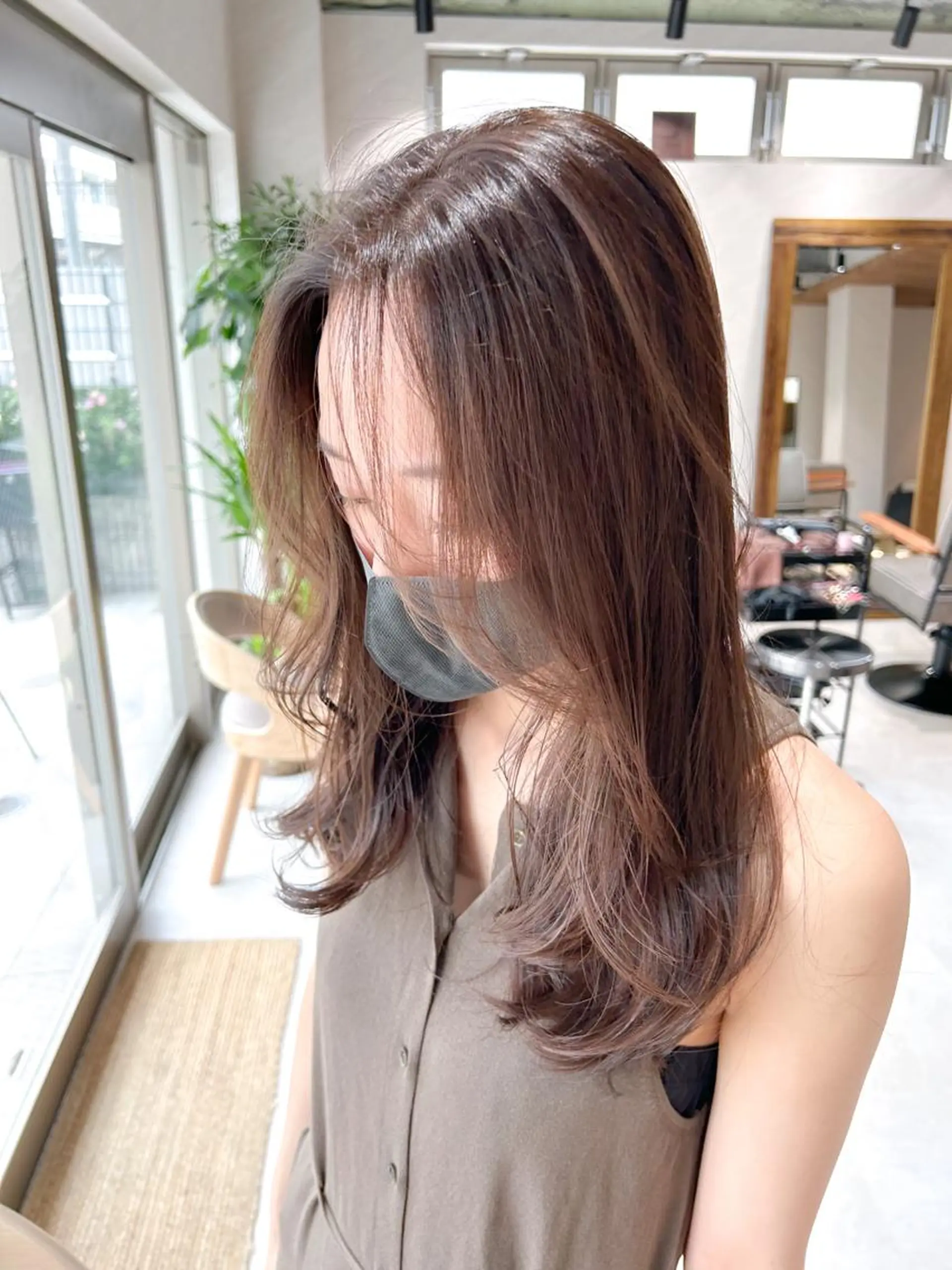 セミロング カラー ベージュカラー カット ヘアカラー トリートメント 🎀髪質改善・艶髪カ ラー🎀YUMEKAのヘアスタイル