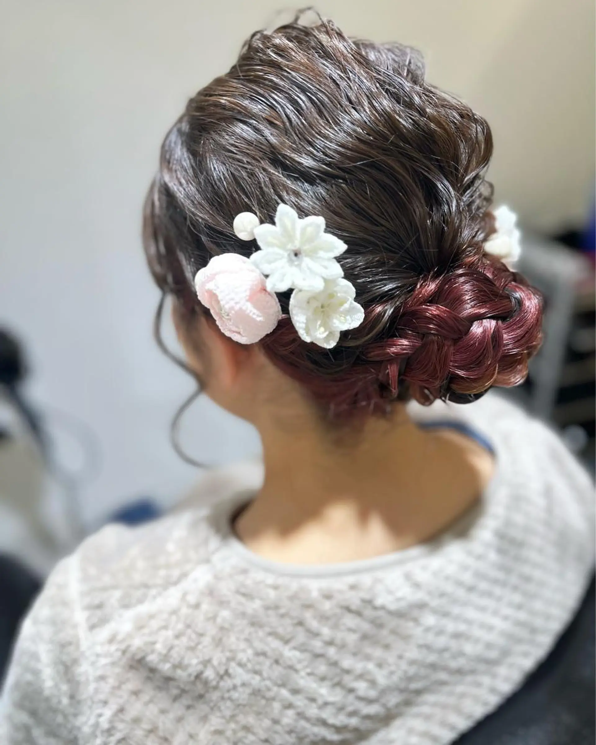 セミロング カラー ヘアアレンジ インナーカラー ヘアセット 荒木 ひろかのヘアスタイル