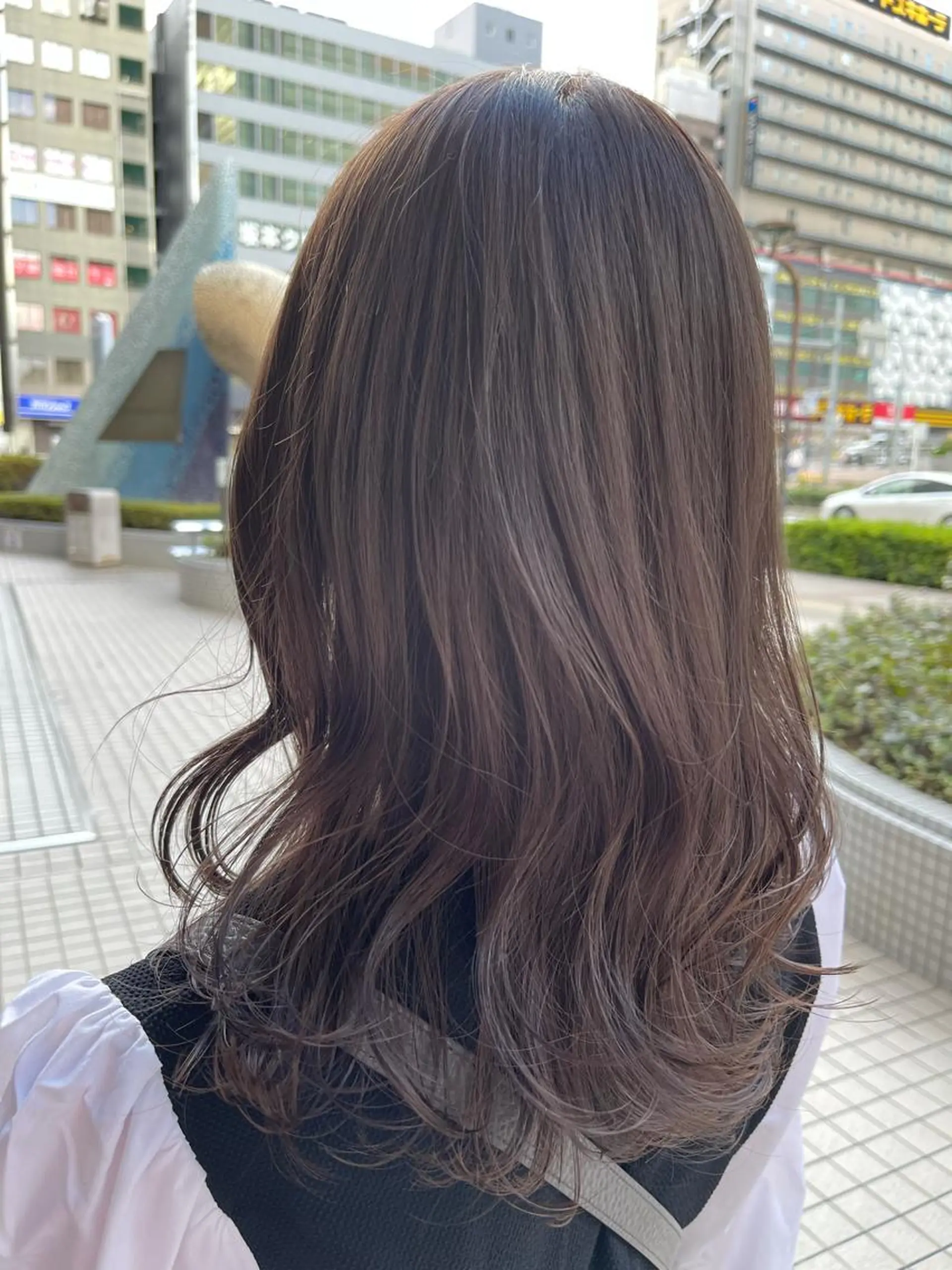 セミロング カラー ブラウンカラー チョコレートブラウン 韓国風ヘア カット ヘアカラー トリートメント Zina天王寺 CHIAKIのヘアスタイル
