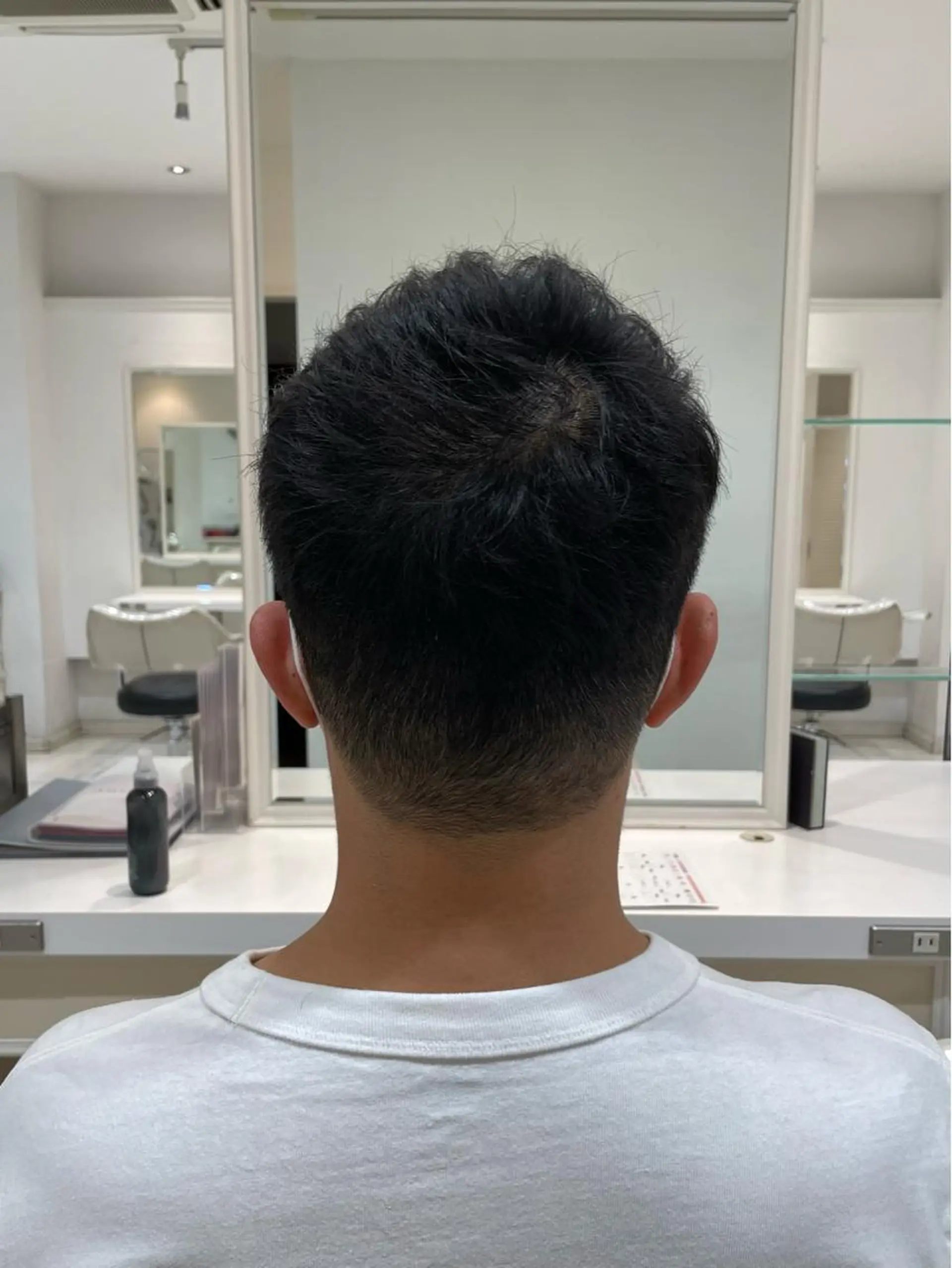 ショート メンズ JERICHO HAIR所属・河野 由佳の眉毛・アイブロウイメージ