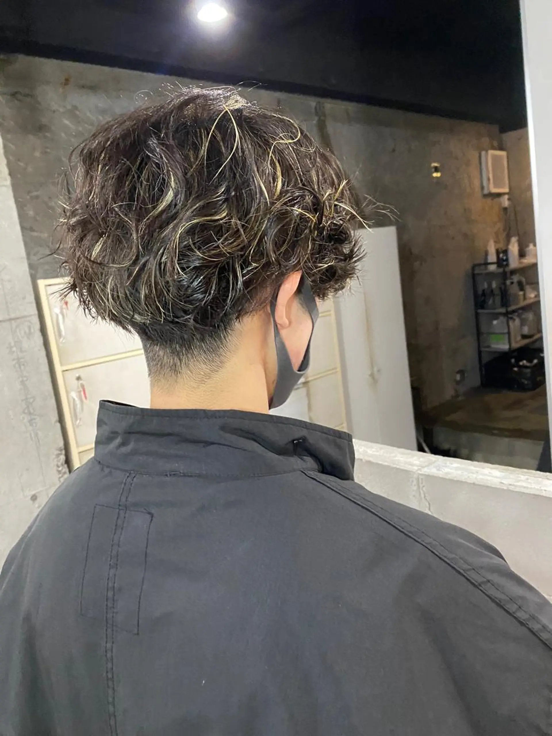 ショート カラー ヘアアレンジ メンズ メンズハイライト メンズパーマ ハイライトカラー ハイライト ヘアカラー ［似合わせヘア］ ✂︎OGURO✂︎のヘアスタイル