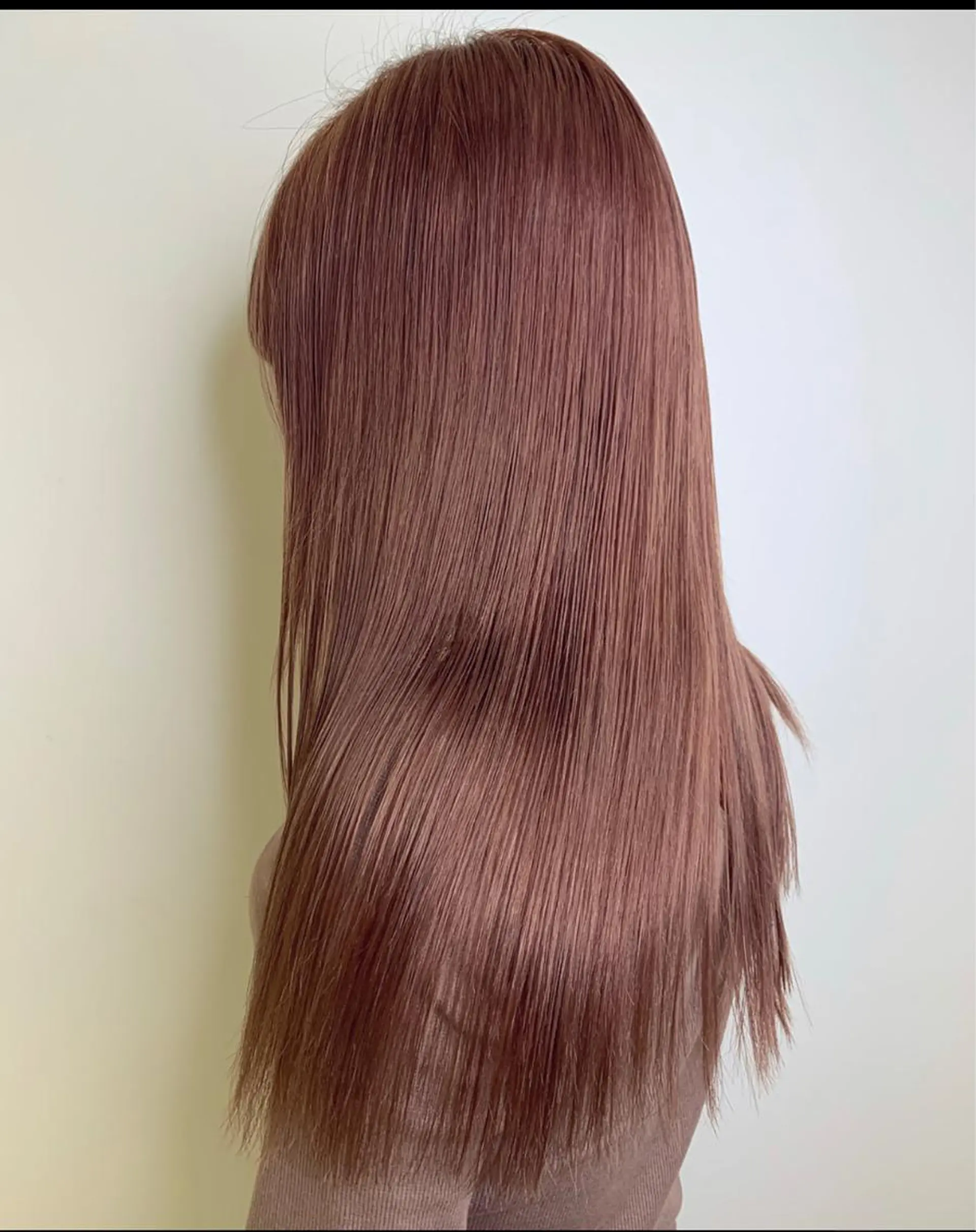 セミロング カラー ベージュカラー グレージュ ピンクカラー ピンクベージュ エクステ　ユノキ リョウタのヘアスタイル