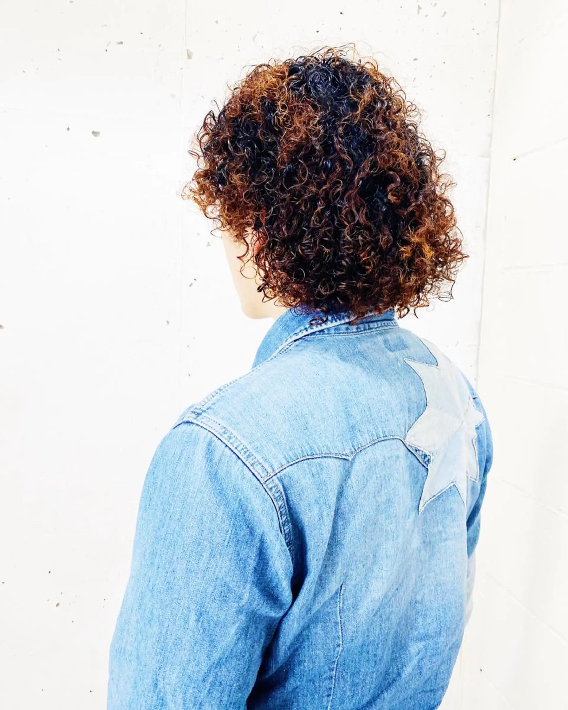 セミロング パーマ メンズ オーナースタイリスト 佐藤のヘアスタイル