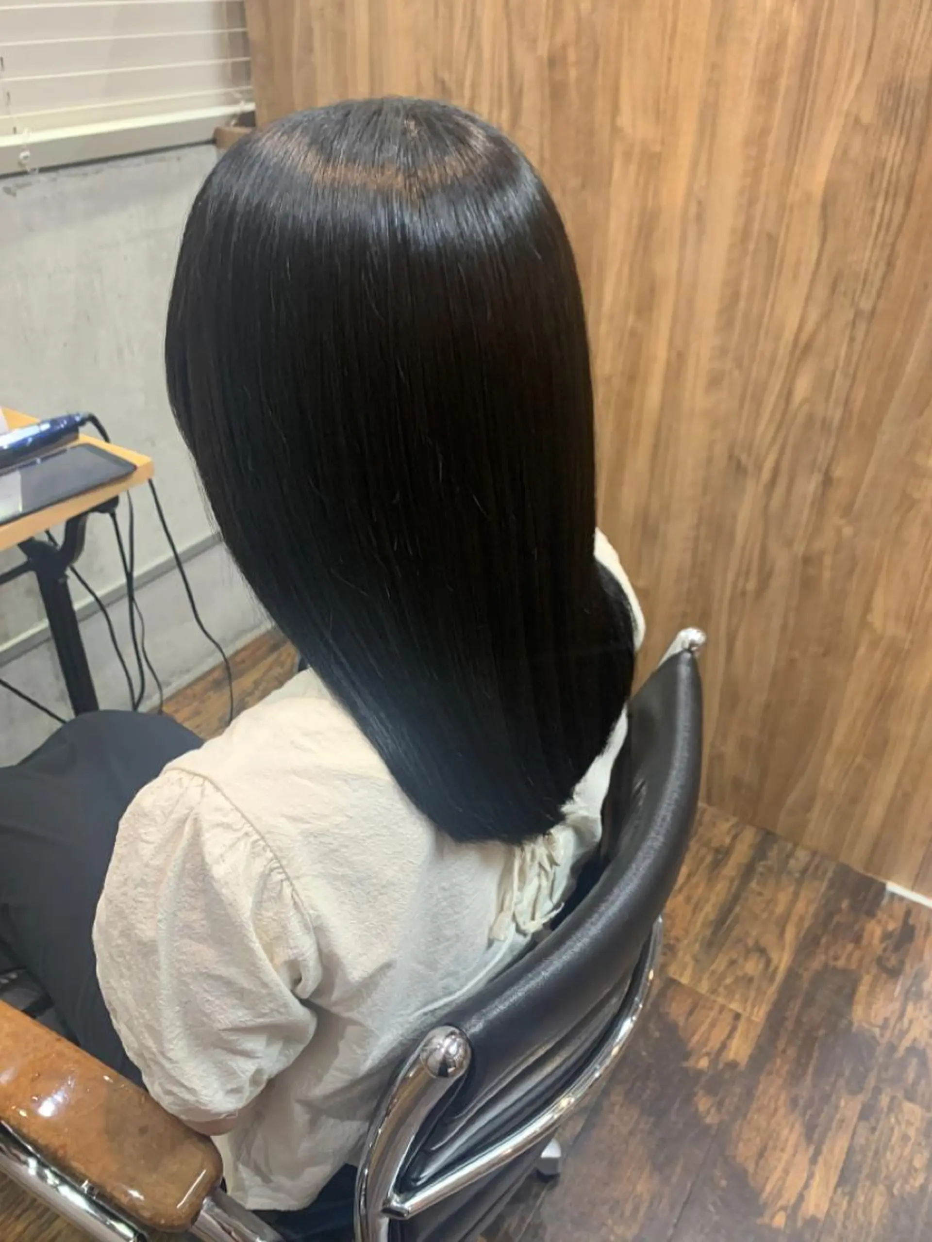 セミロング 透明感カラー🫧縮毛 矯正🪽izumiのヘアスタイル