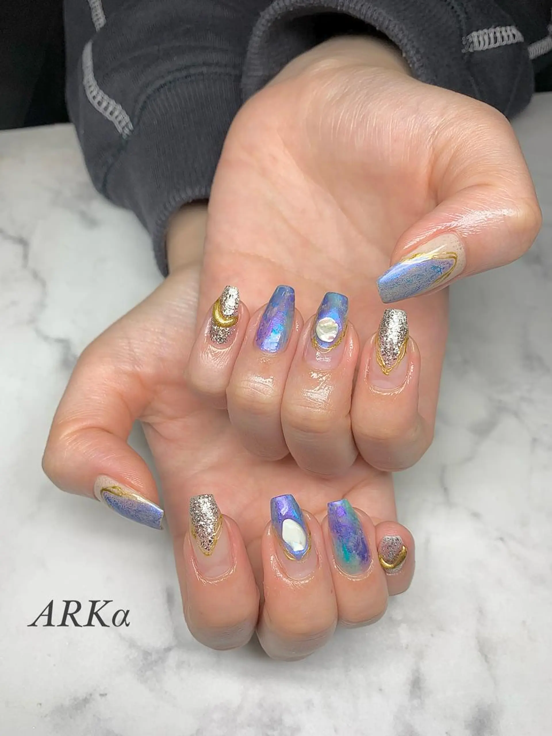 セミロング ネイル ハンドネイル ARKα SHIORIのネイルデザイン