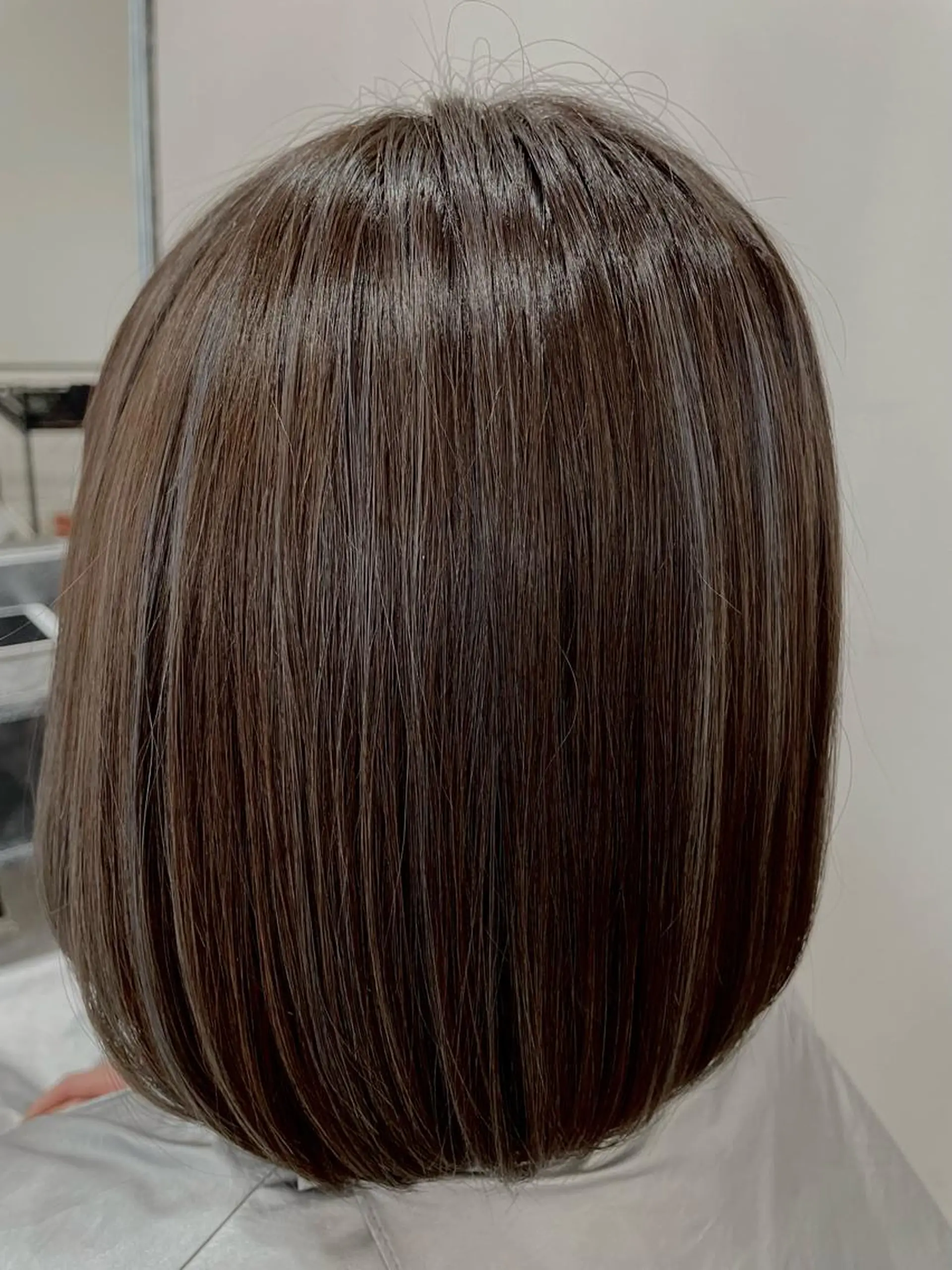 ミディアム カラー ブルーカラー ハイライトカラー ハイライト オーブヘア宇都宮店所属・大橋 綾子のヘアスタイル