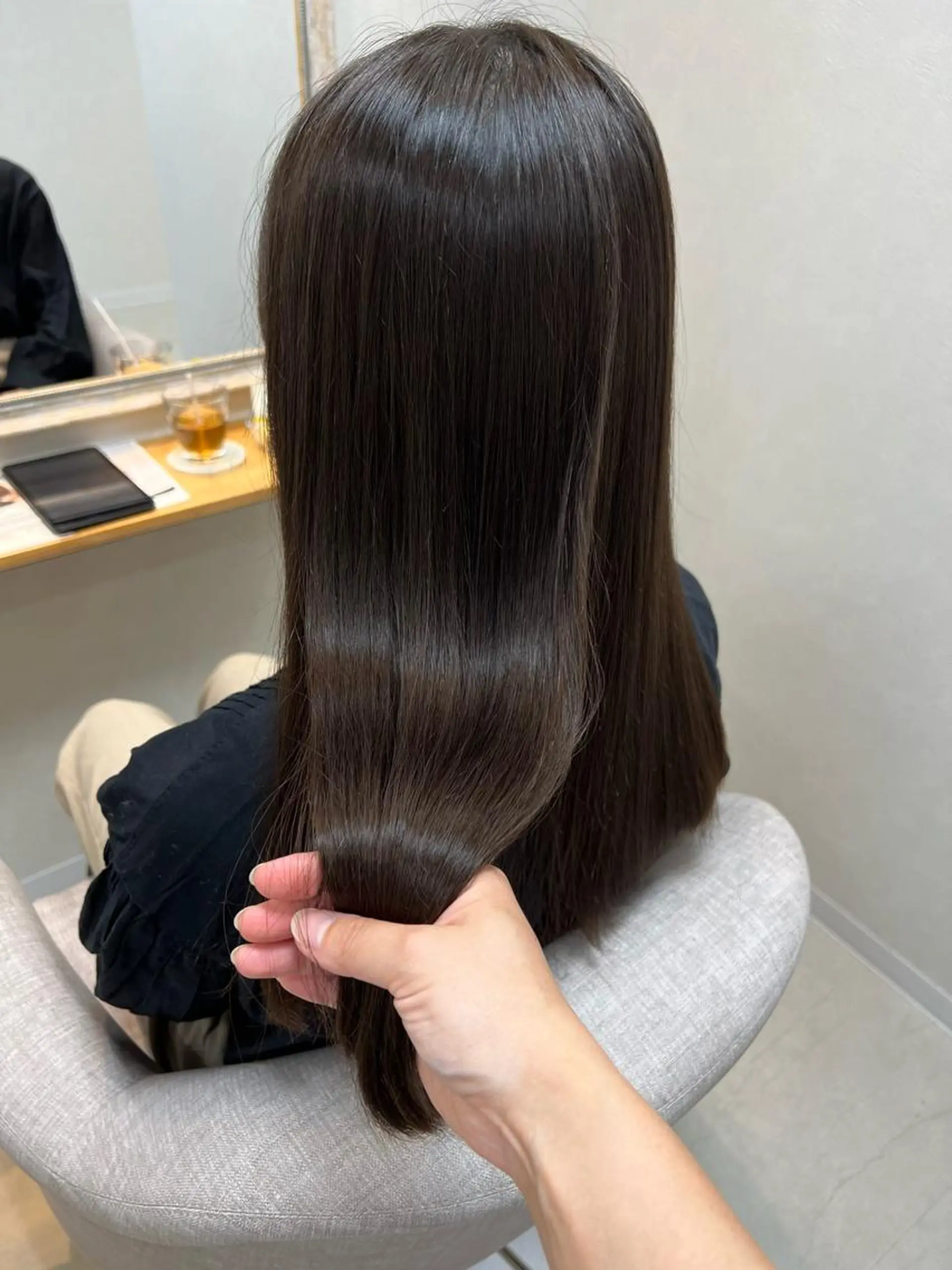 ロング カット 縮毛矯正 トリートメント ショート/白髪ぼかし 君和田若菜のヘアスタイル