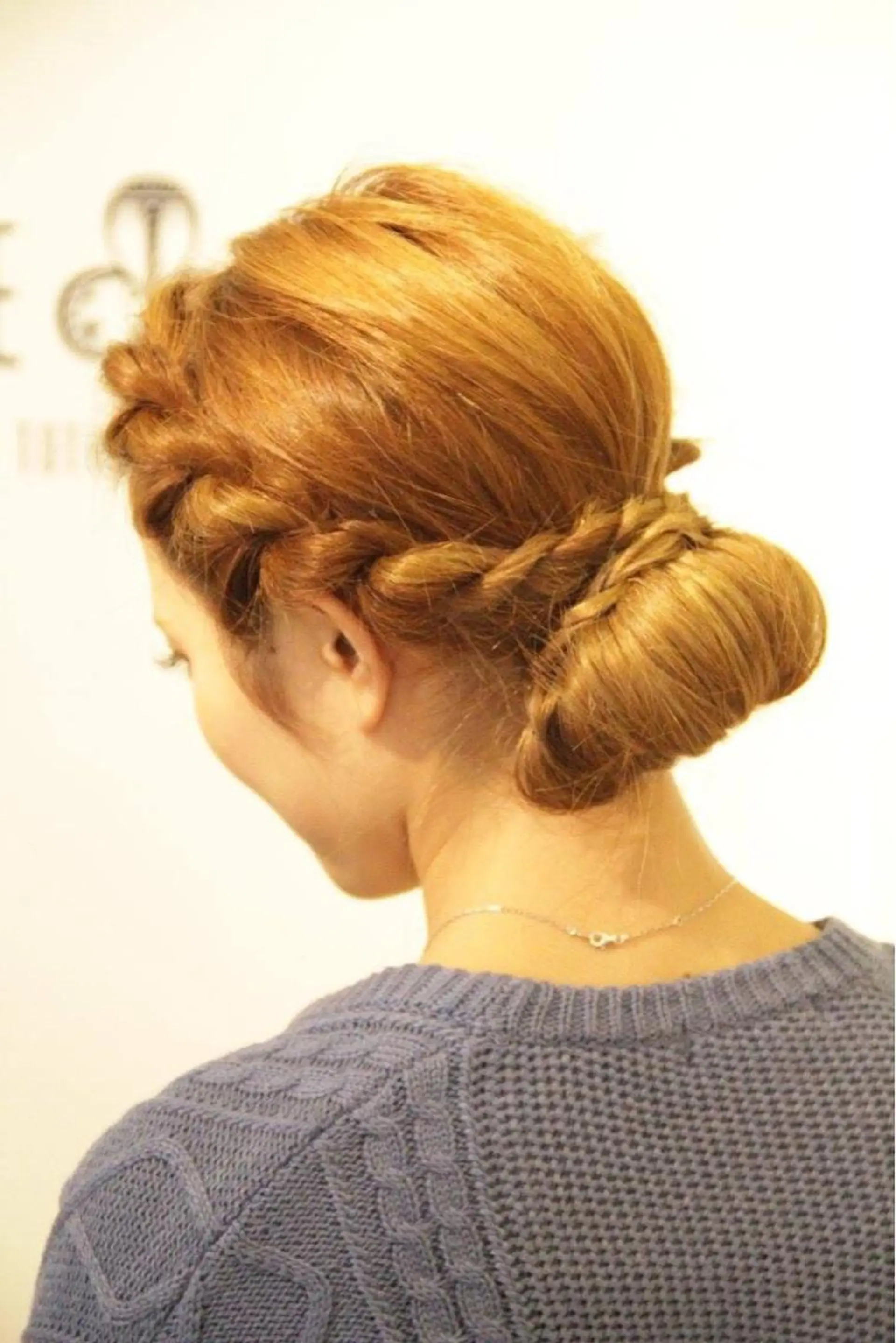 ヘアアレンジ 吉岡 三四朗のヘアスタイル
