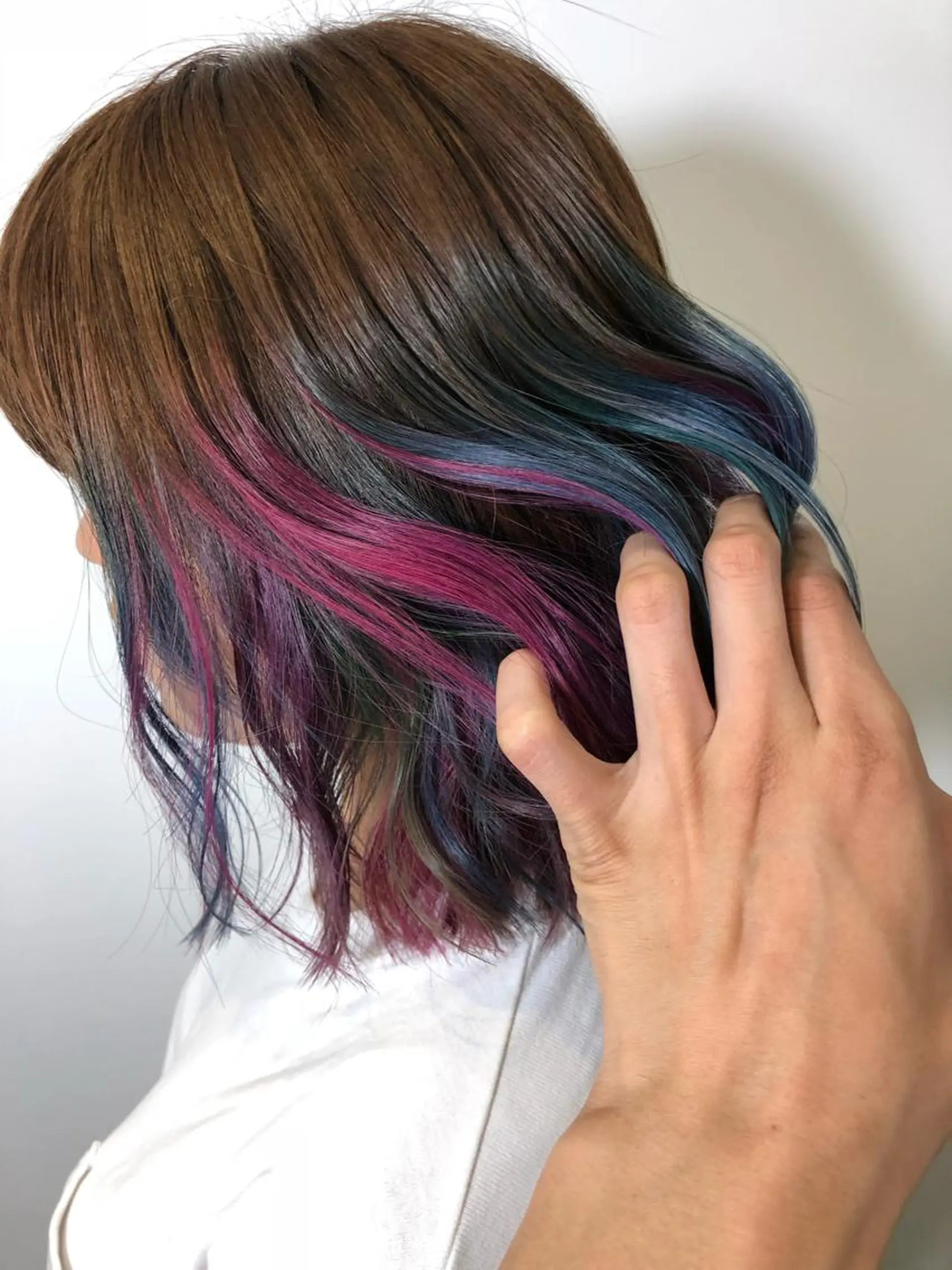 ショート カラー グラデーションカラー ユニコーンカラー 原宿サロン代表 デザインカラー伊藤卓のヘアスタイル