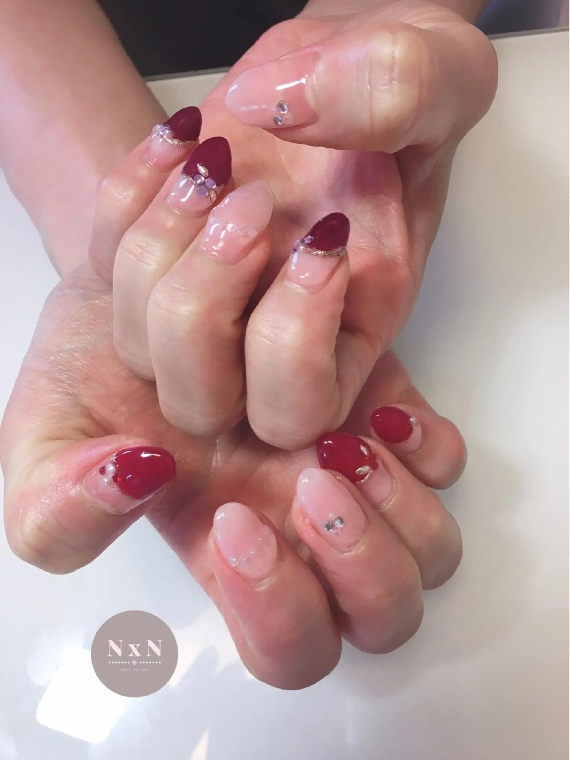ネイル ボルドー フレンチネイル ジェルネイル ぷっくりネイル 逆フレンチ nail salon N×Nのネイルデザイン