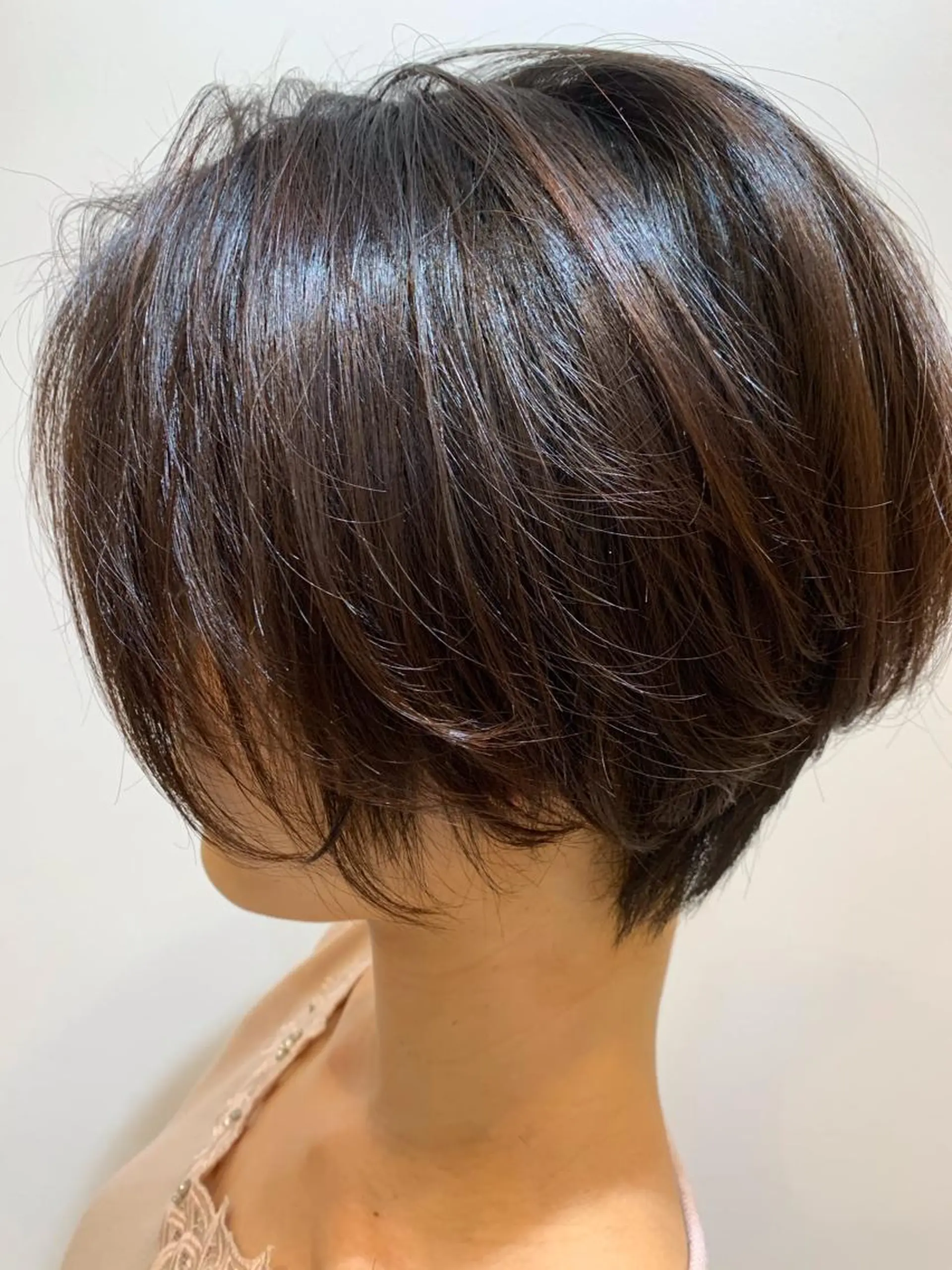 ショート カラー ボブ 高尾 成紀のヘアスタイル