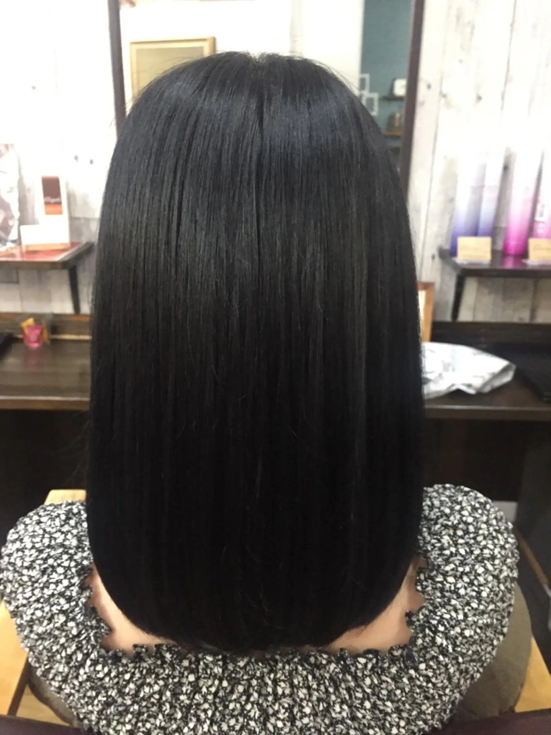 カラー ブルーカラー atoll所属・中山 ルミ子のヘアスタイル