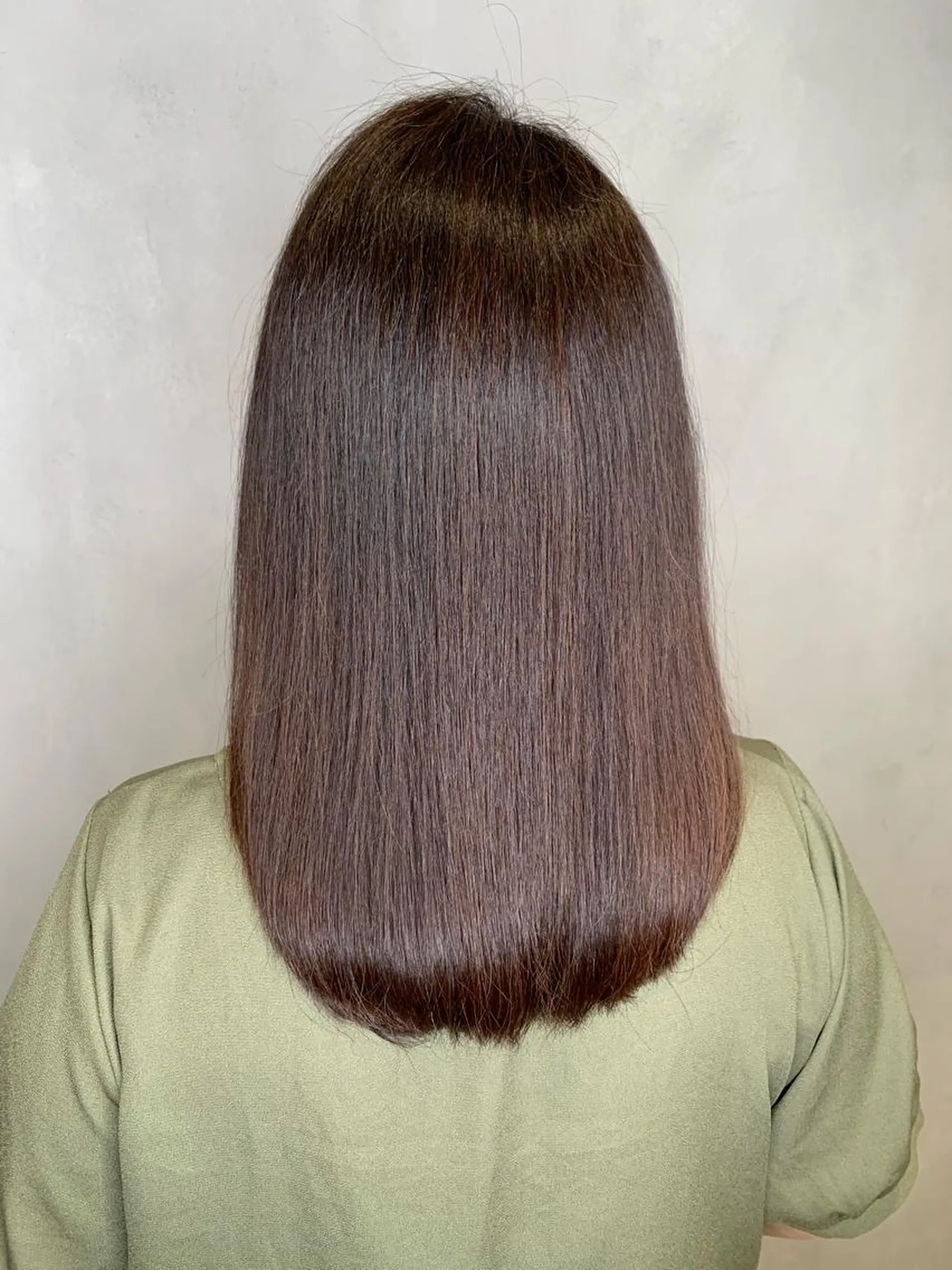 セミロング 吹田 駿 髪質改善縮毛矯正のヘアスタイル