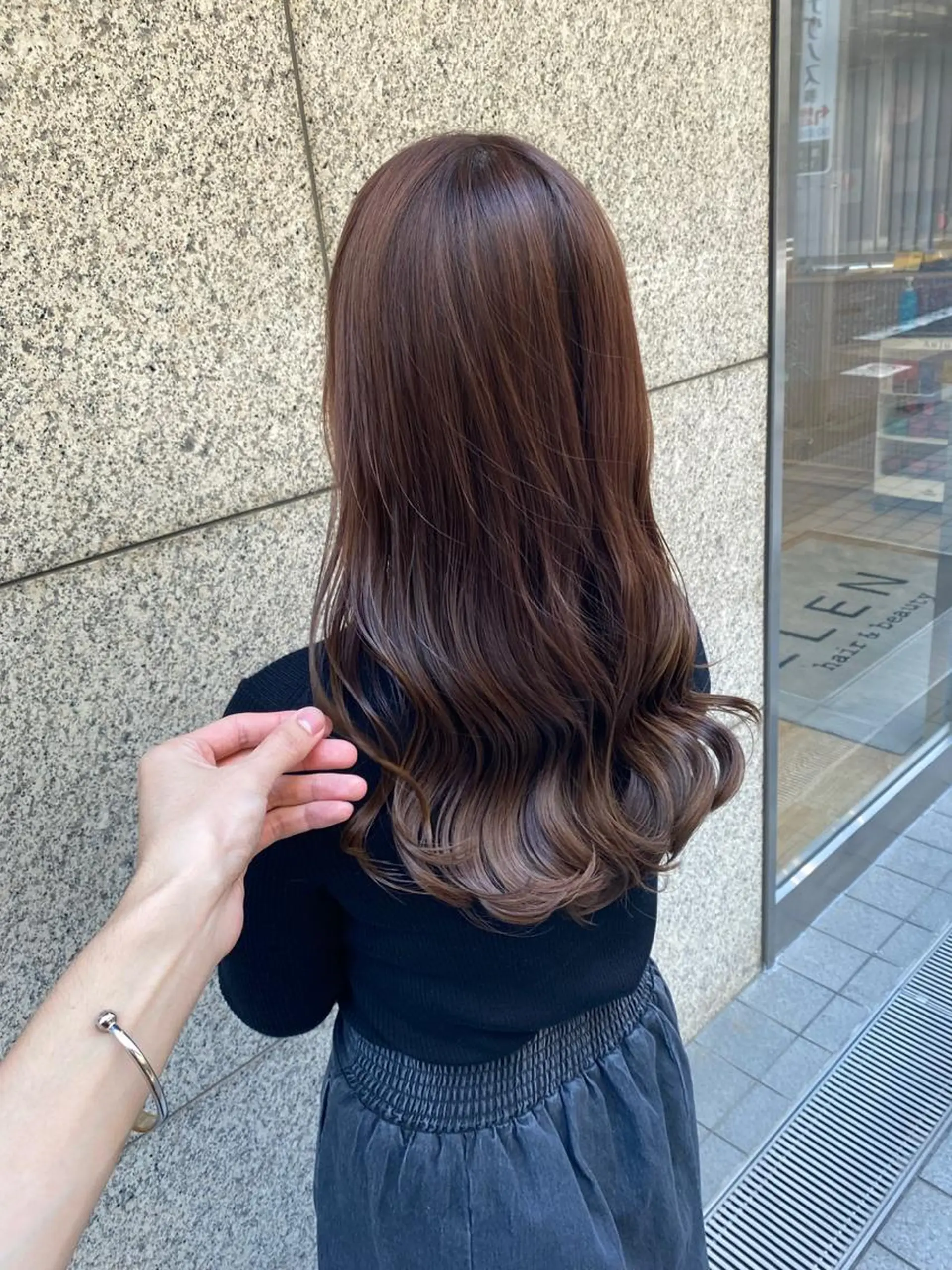 ロング アッシュ メンズ縮毛矯正 ニュアンスパーマのヘアスタイル