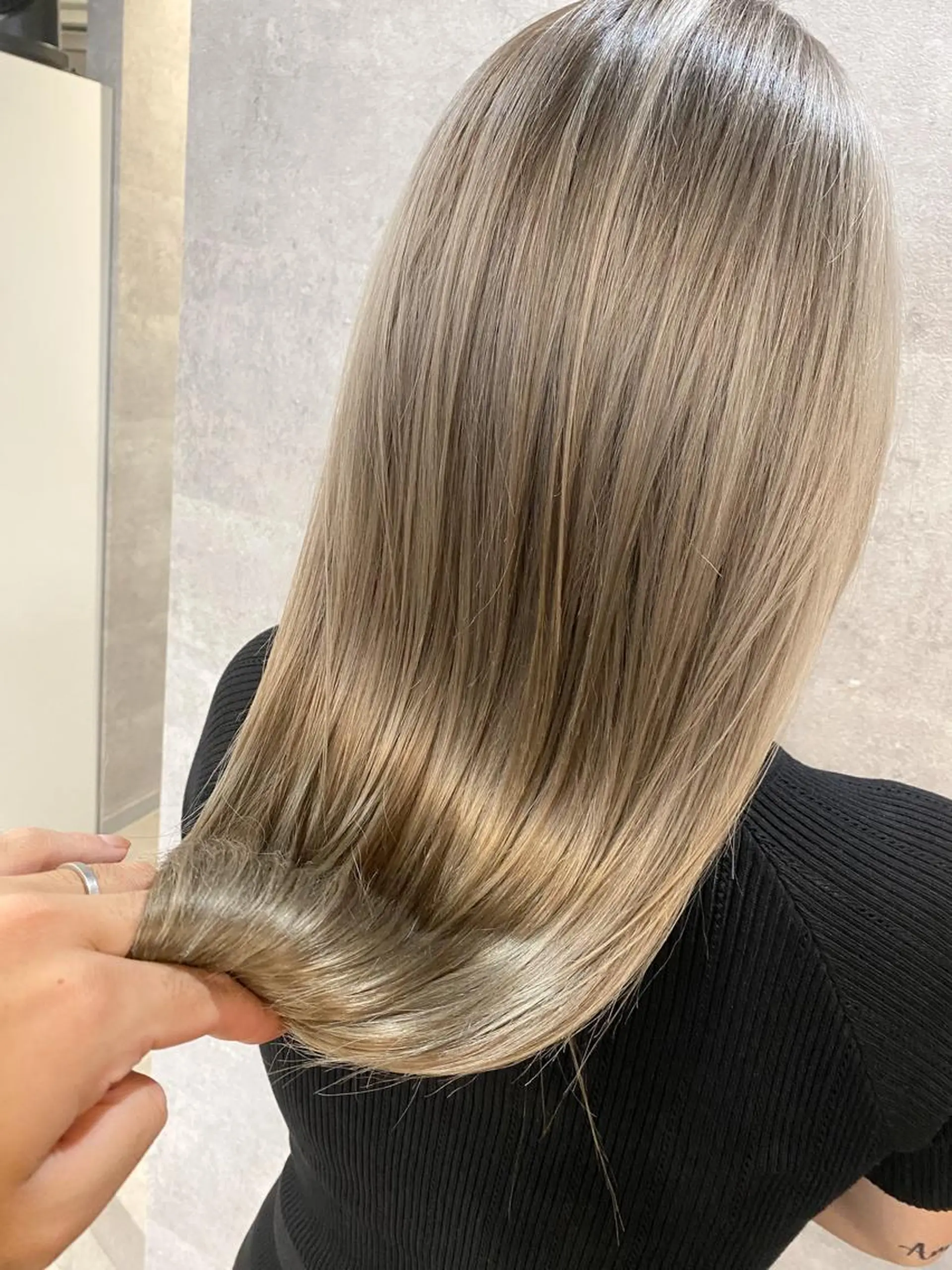ロング カラー パーマ ヘアアレンジ マツエク・マツパ 縮毛矯正 トリートメント 井上 一平のヘアスタイル