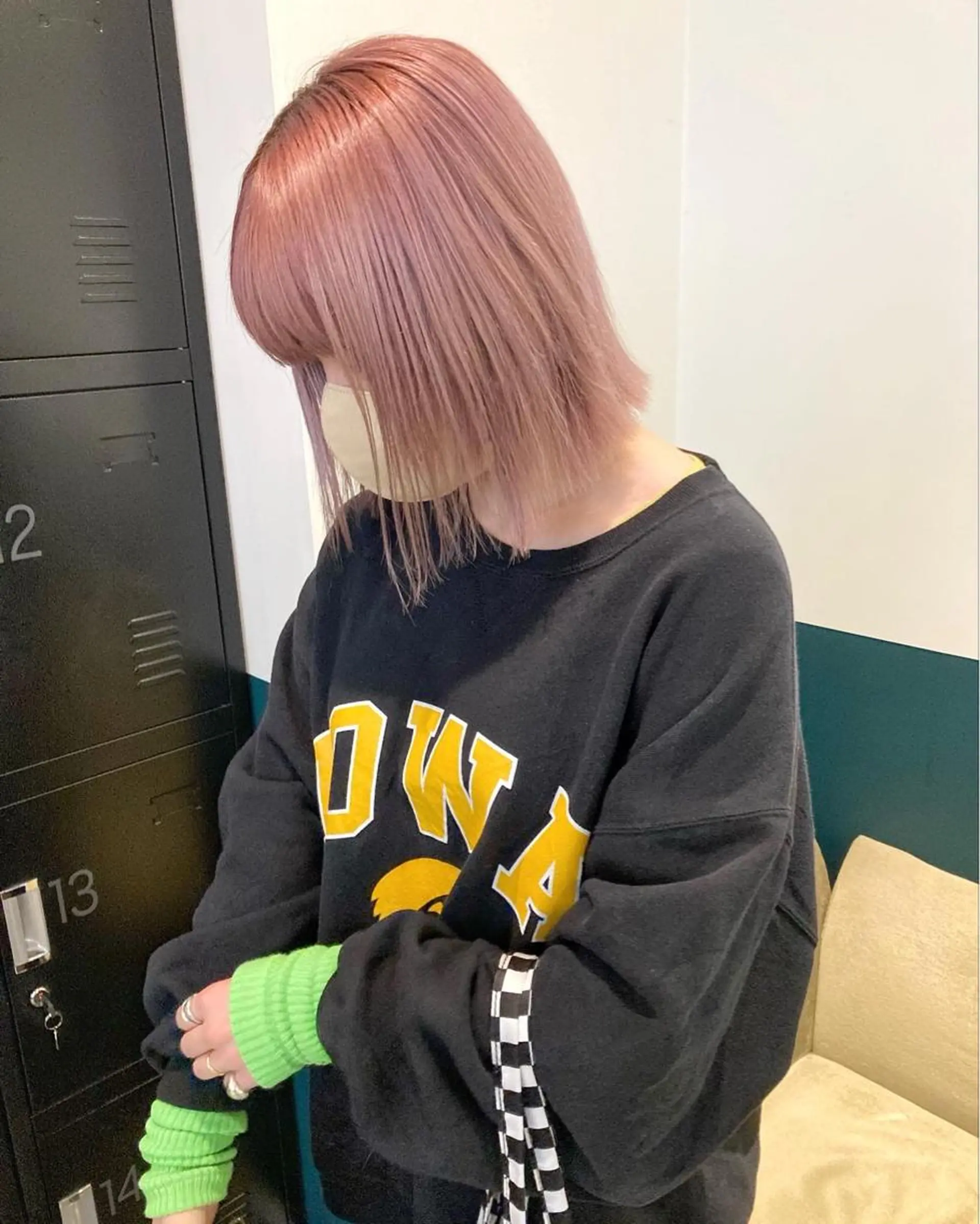 ミディアム カラー ブリーチ ハイトーンカラー ピンクカラー カラーリスト菅野 竜矢🌈のヘアスタイル