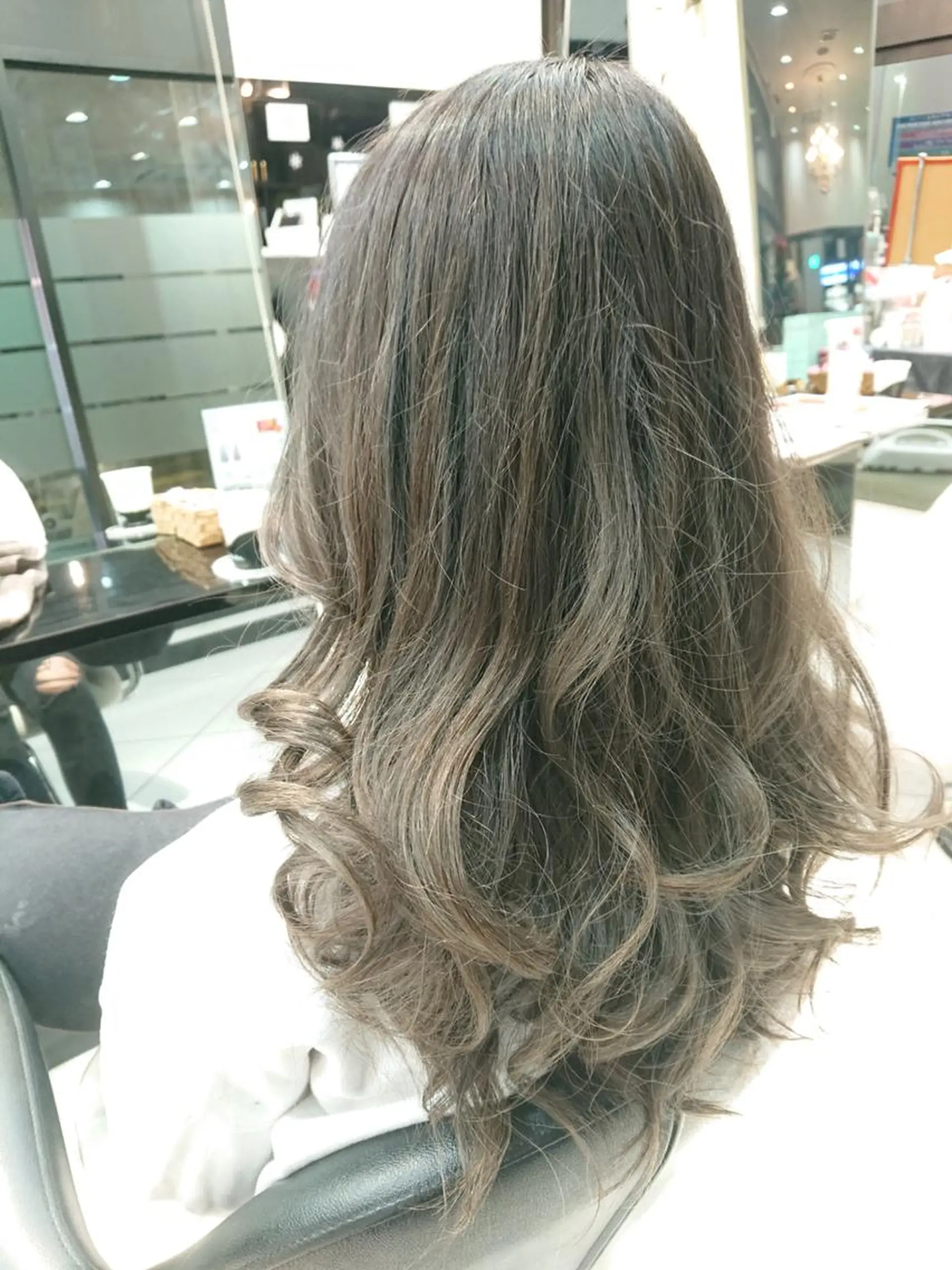 ロング カラー ショートボブ ボブ 髪質改善 縮毛矯正 ジニアル所属・長島 司のヘアスタイル