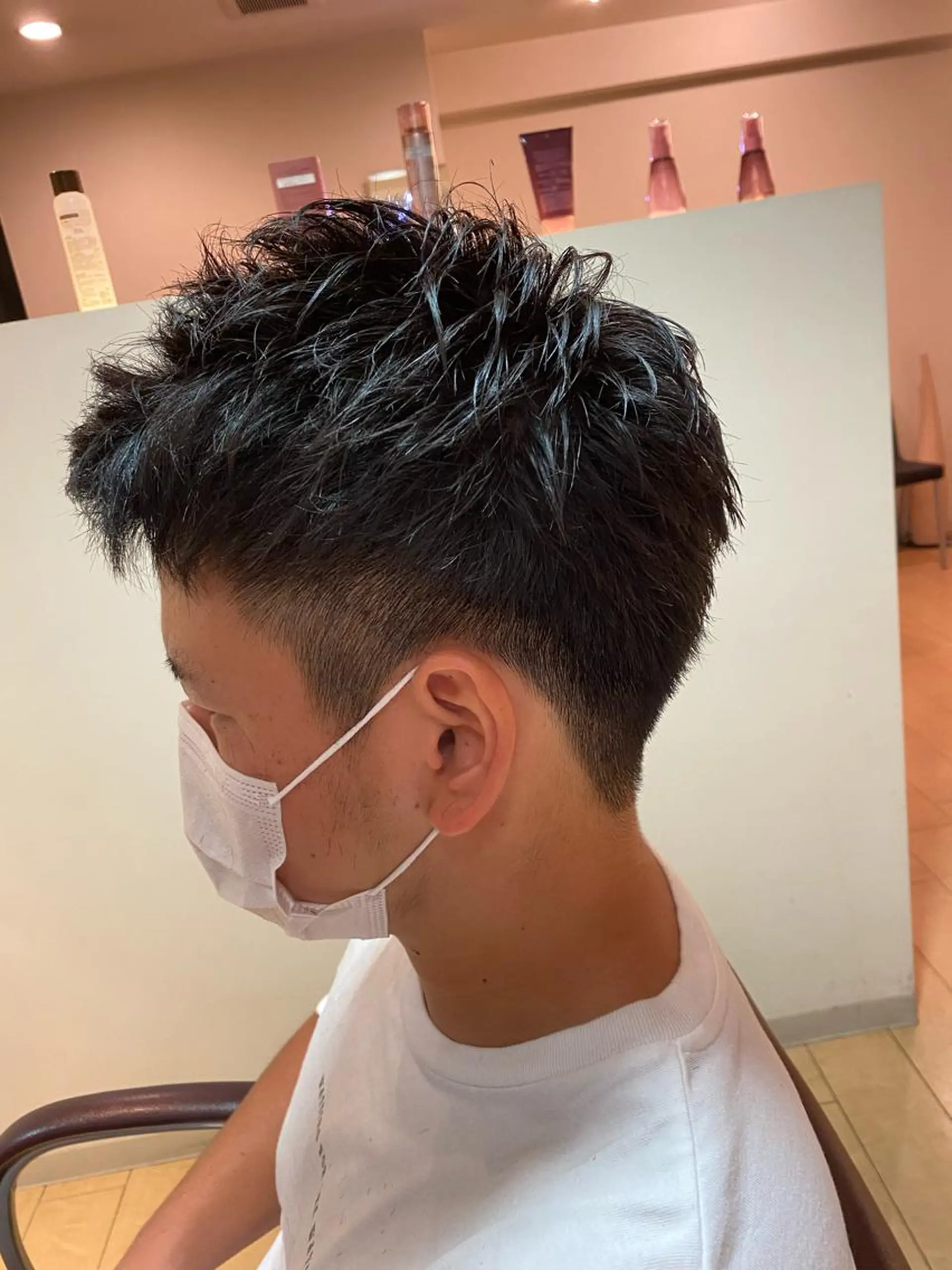 メンズ アップバング ツーブロック 刈り上げ KAZU所属・安藤 慎悟のヘアスタイル