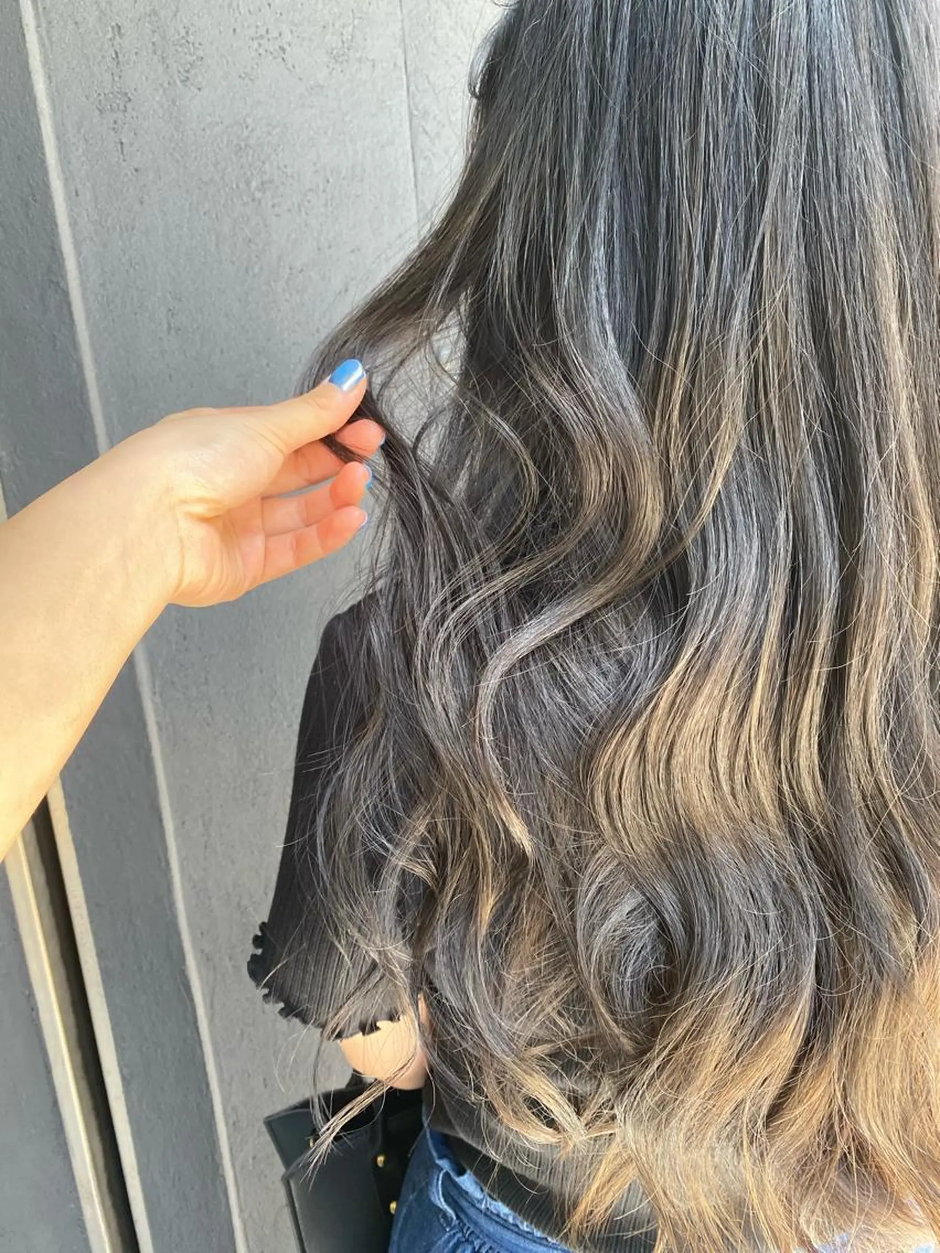 ロング カラー TRUCK トラックのヘアスタイル