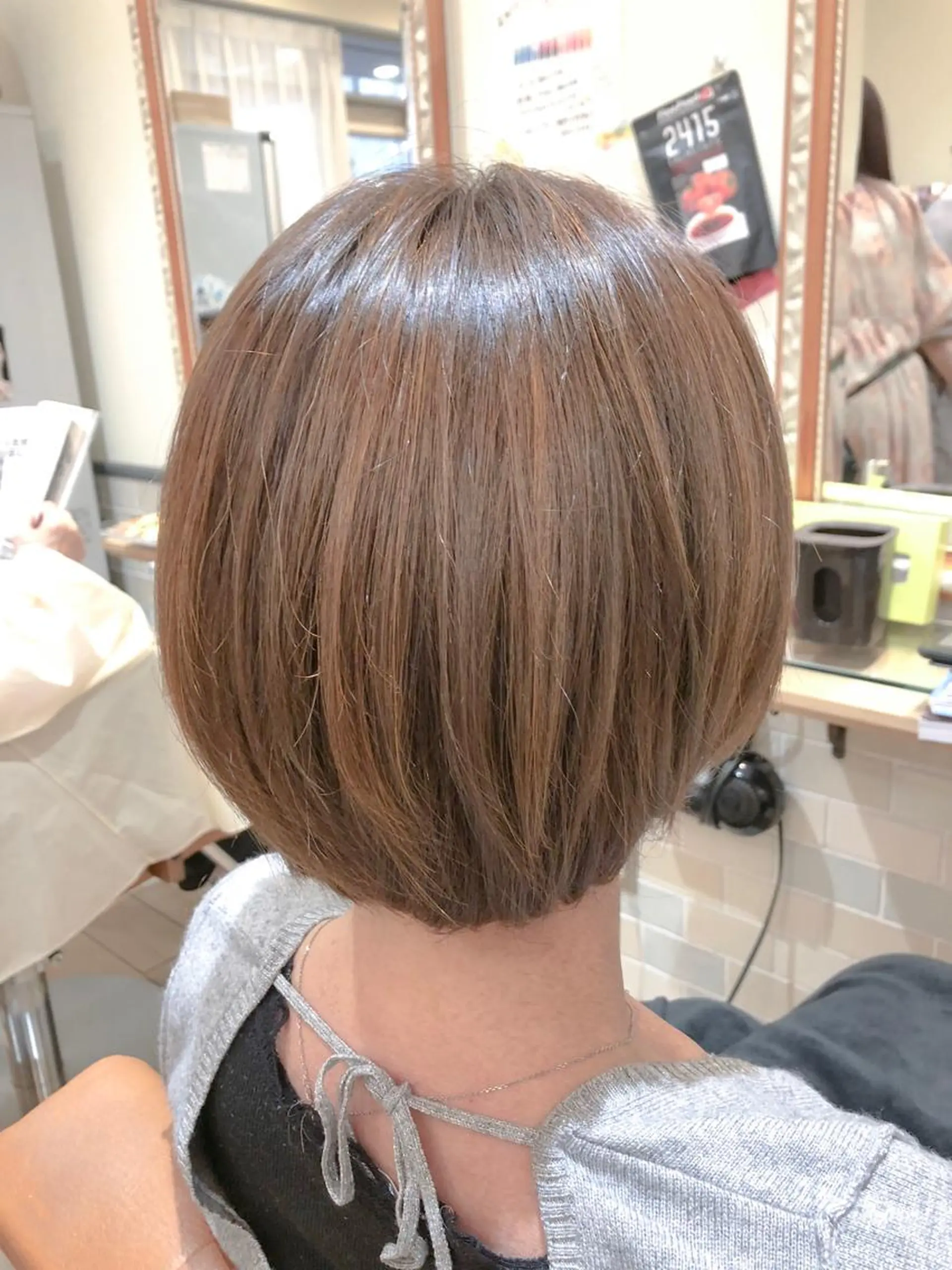 ミディアム カラー アッシュ ハイライトカラー ハイライト un所属・un 溝の口 伊豆本のマツエク・マツパデザイン