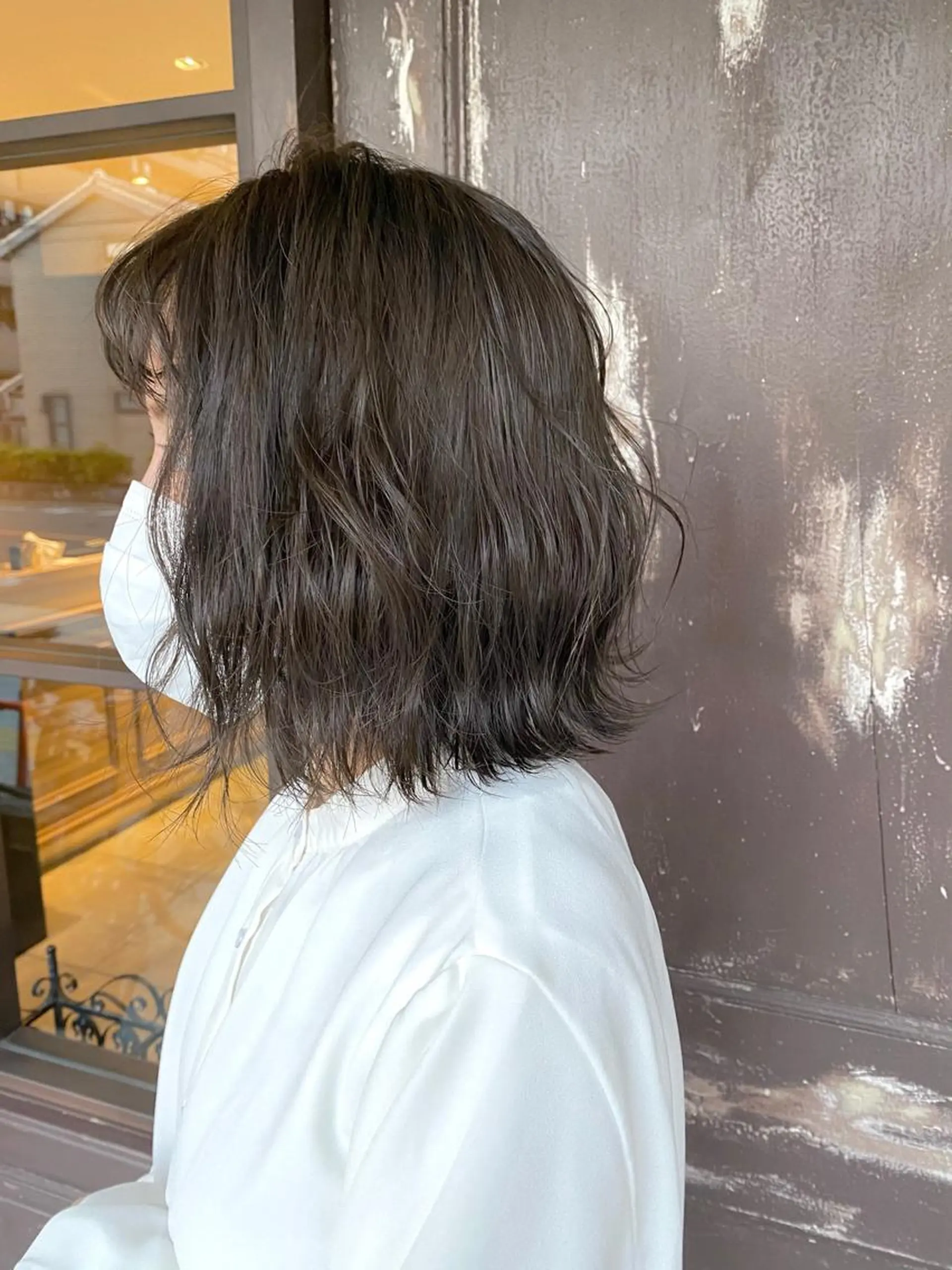 ミディアム カラー グレージュ モカグレージュ カット ヘアカラー 川越 輝梨奈のヘアスタイル