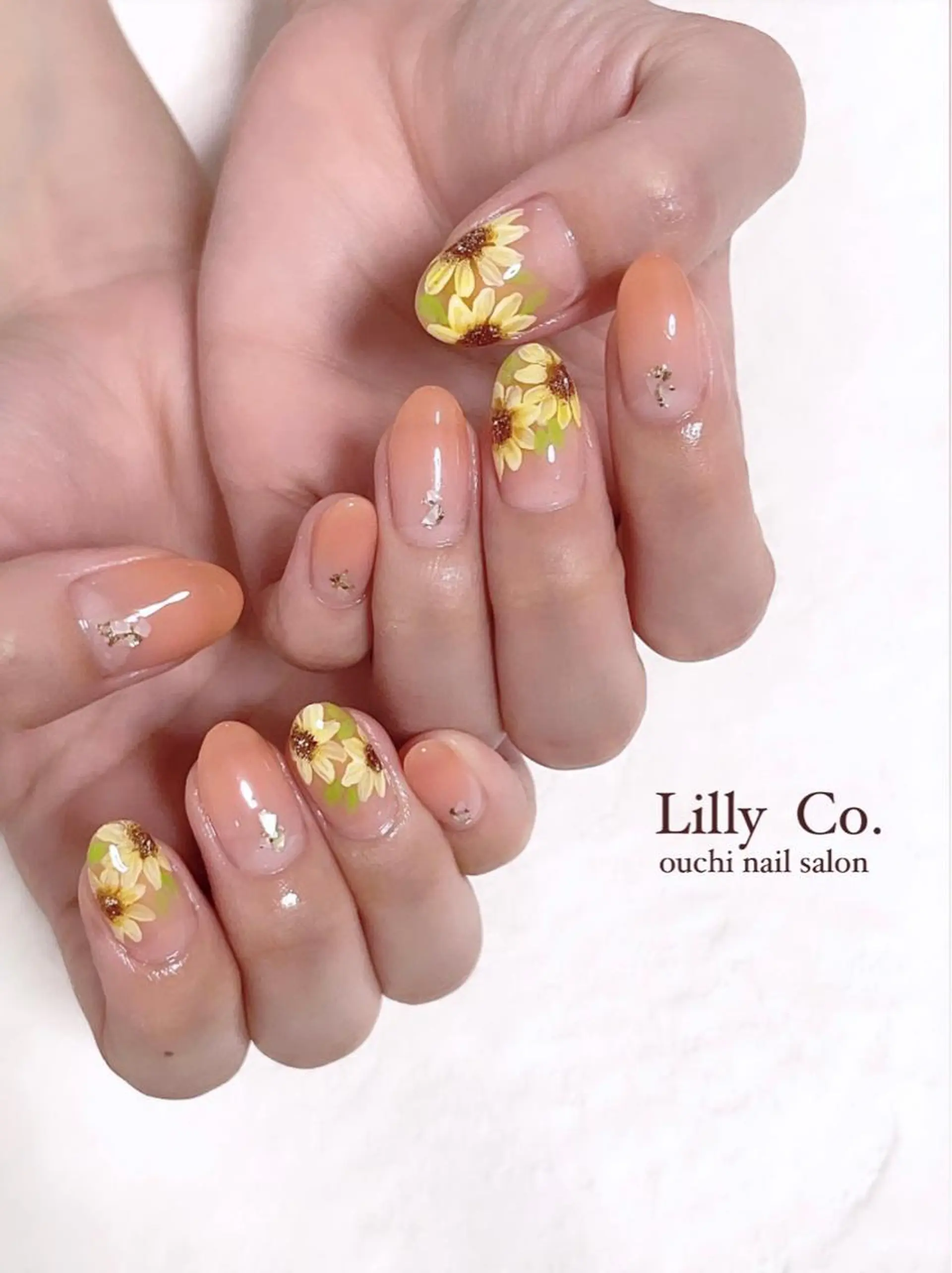 ネイル ハンドネイル ハンドケア Lilly Co.のネイルデザイン