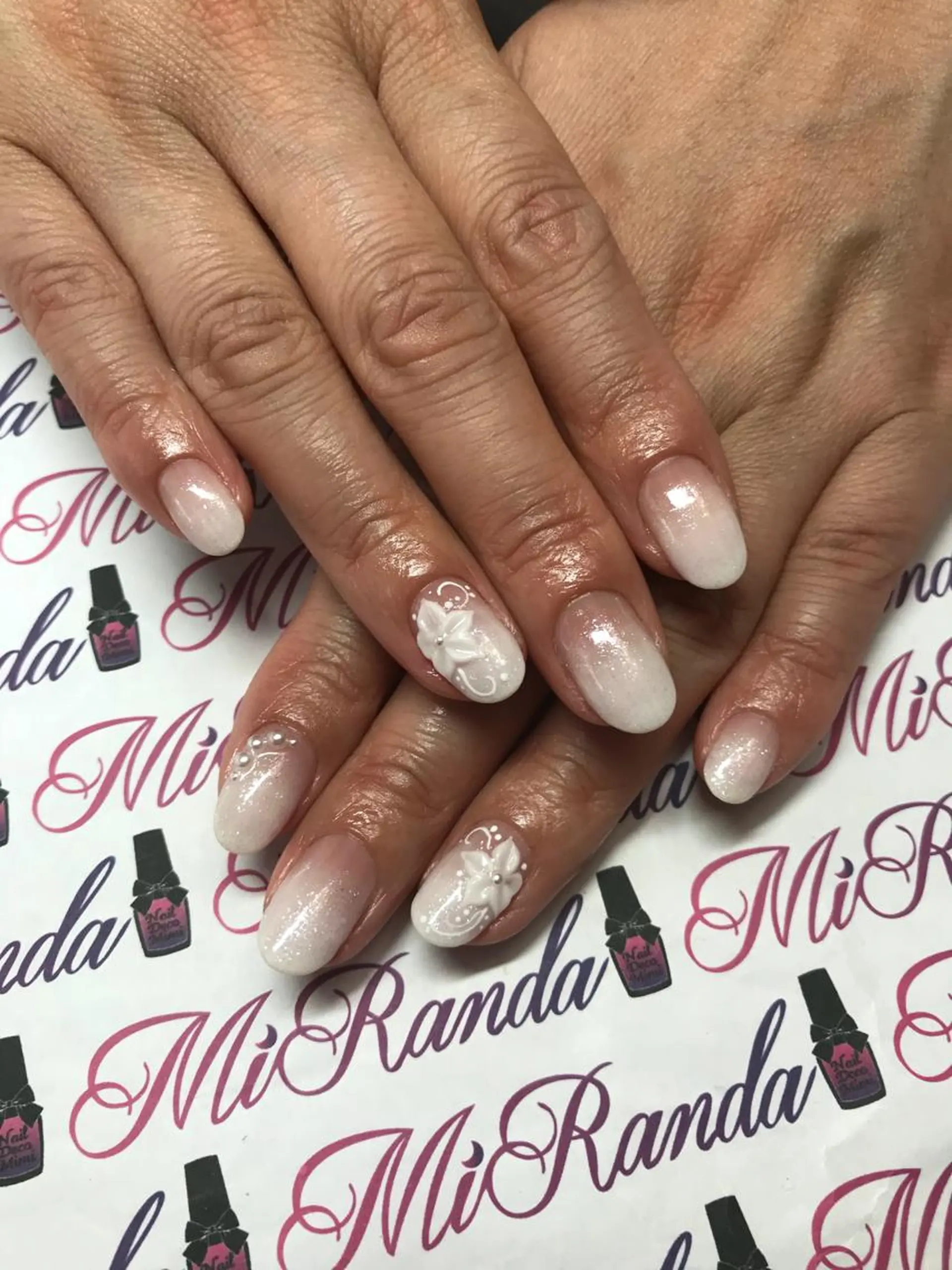 ネイル MiRanda Nail所属・MiRanda 保坂 舞のネイルデザイン