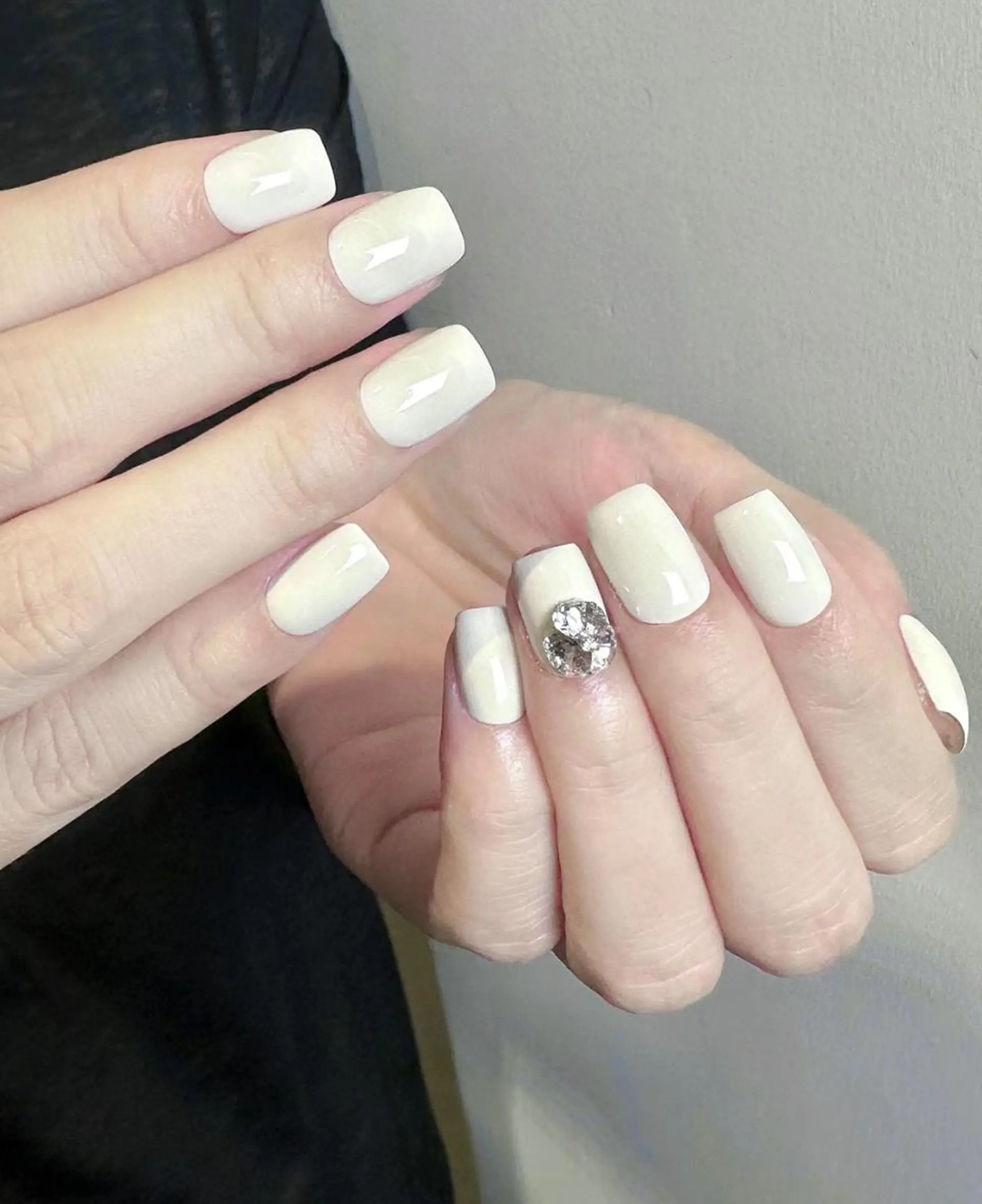 ネイル アートネイル 韓国ネイル マットネイル ミラーネイル ニュアンスネイル ハンドネイル 💕D.d nail Hideyo🌸のネイルデザイン