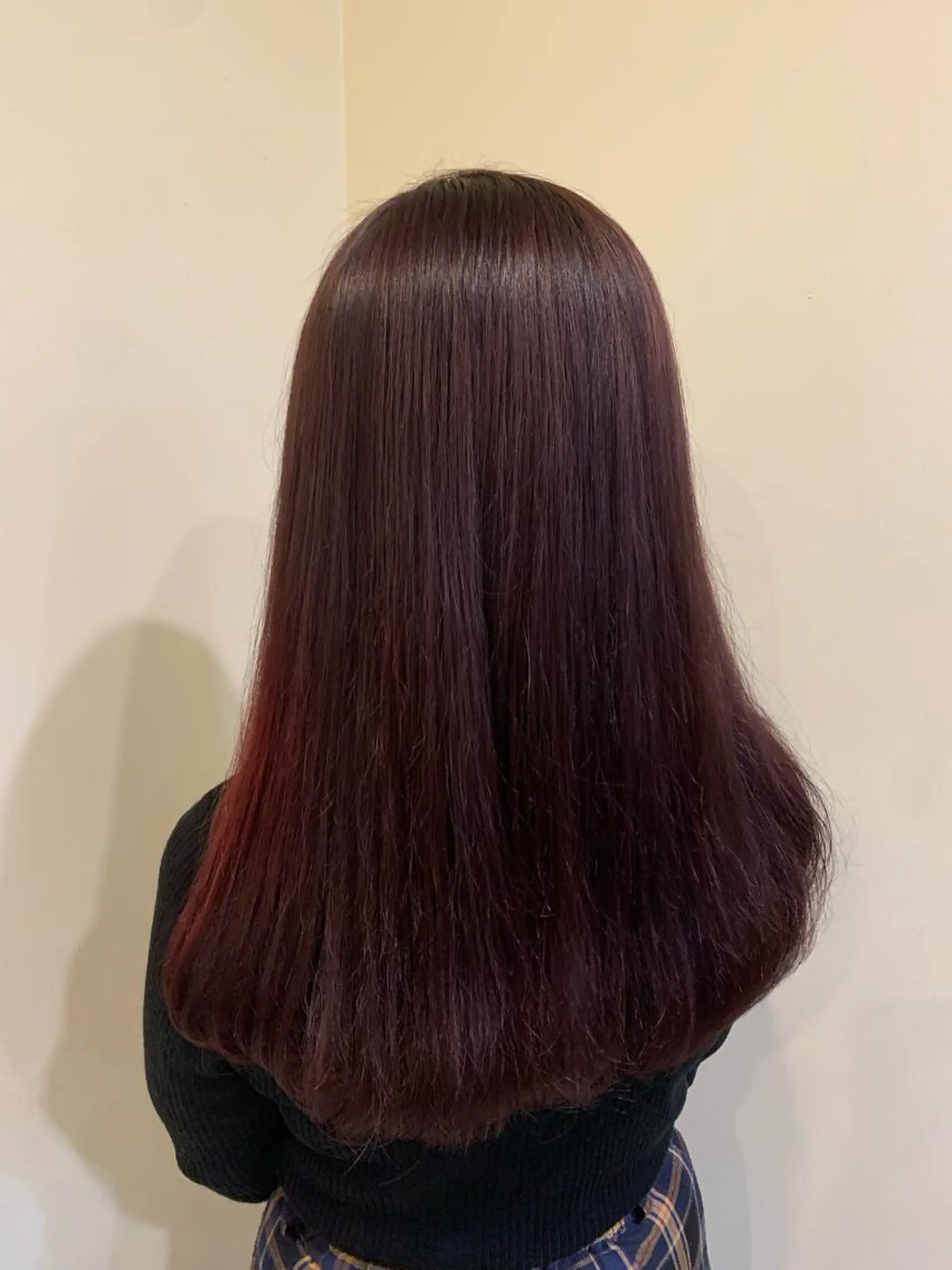 セミロング カラー ラベンダーカラー ラベンダーピンク ピンクカラー カット ヘアカラー トリートメント 上田 紗也のヘアスタイル