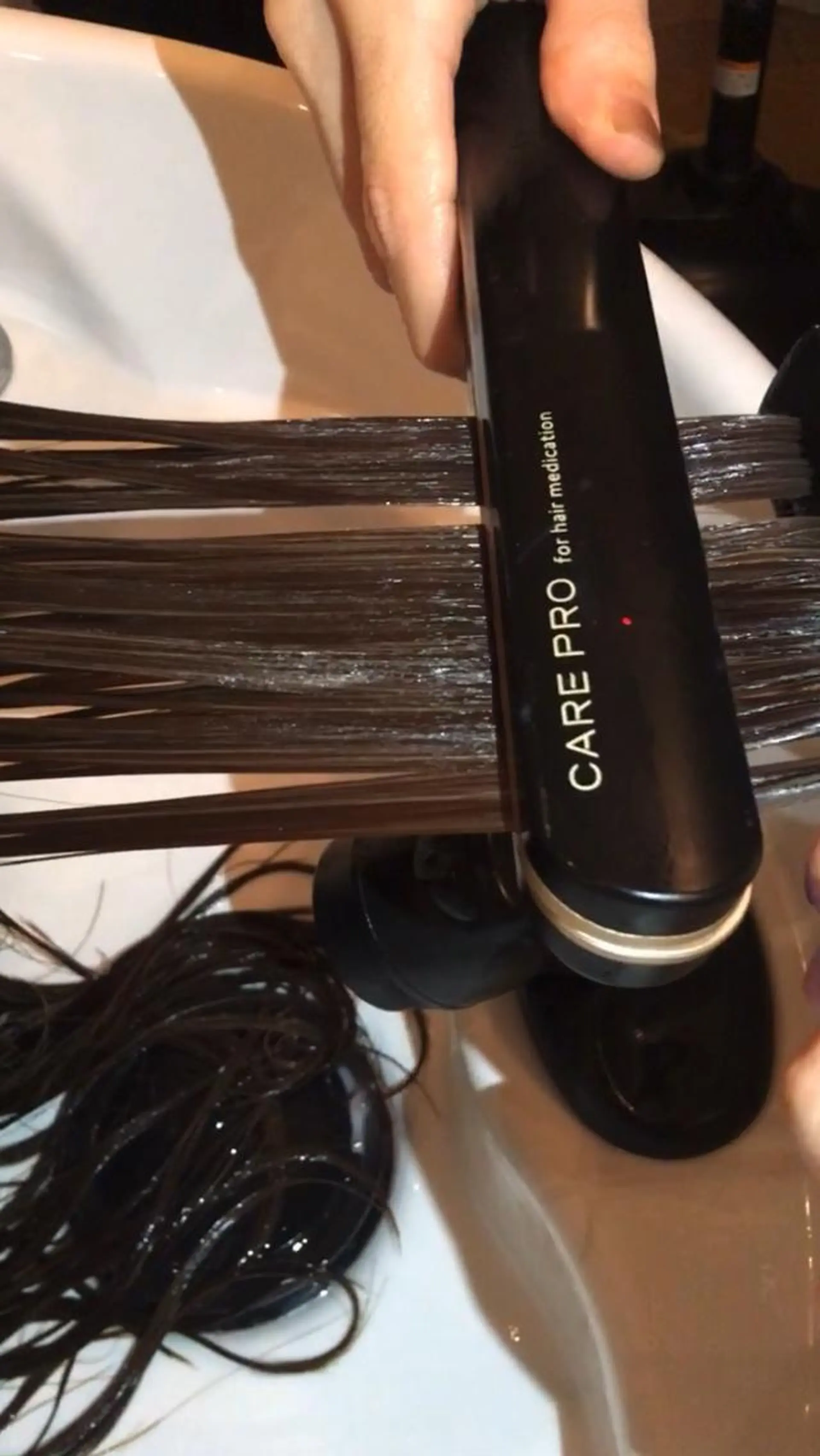 ロング 前平 友慈のヘアスタイル