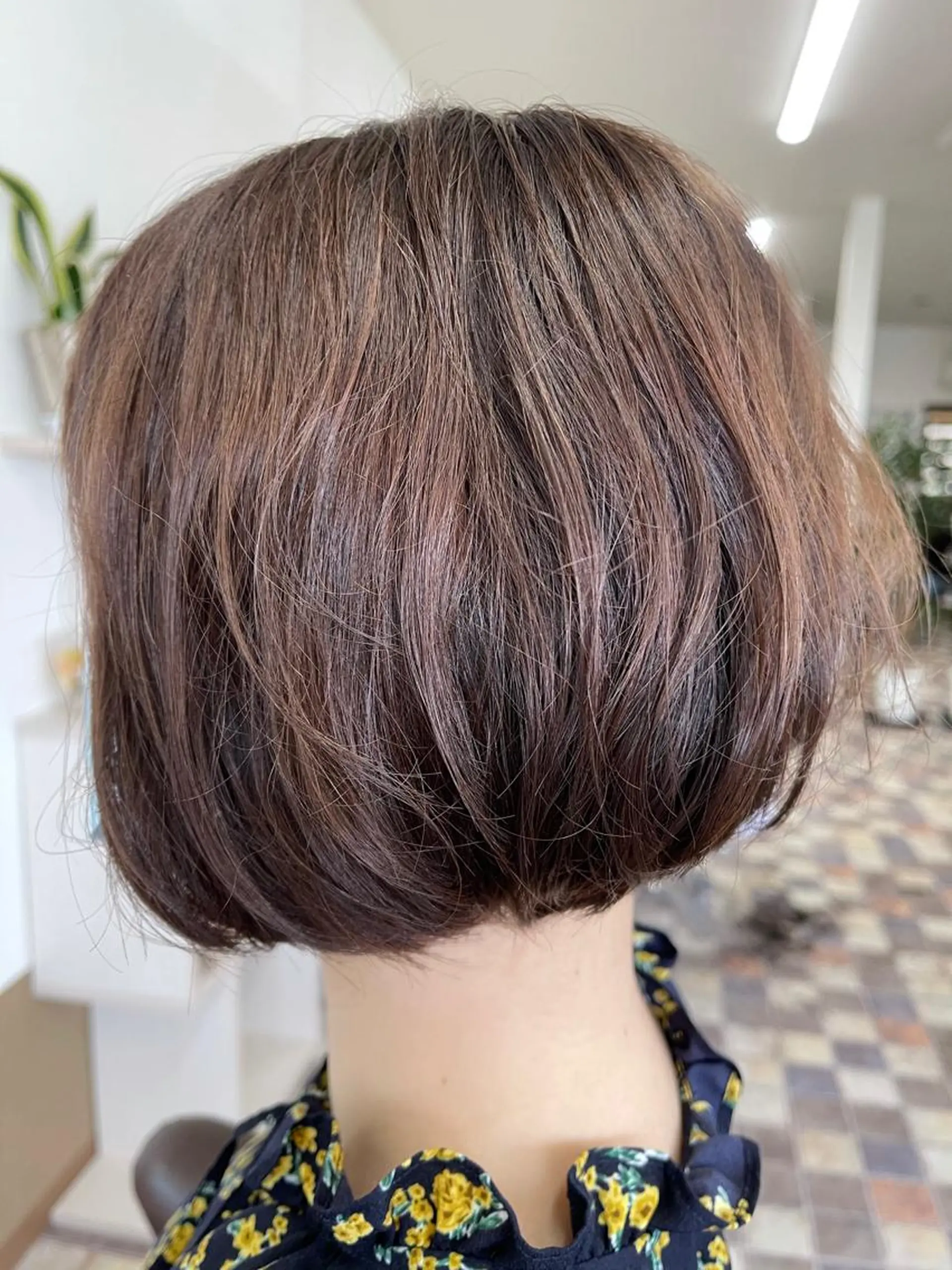 ショート アッシュ ボブ レイヤーカット カット ヘアカラー トリートメント AID_都立大学所属・林 亮太/ メンズ/メンズパーマのヘアスタイル