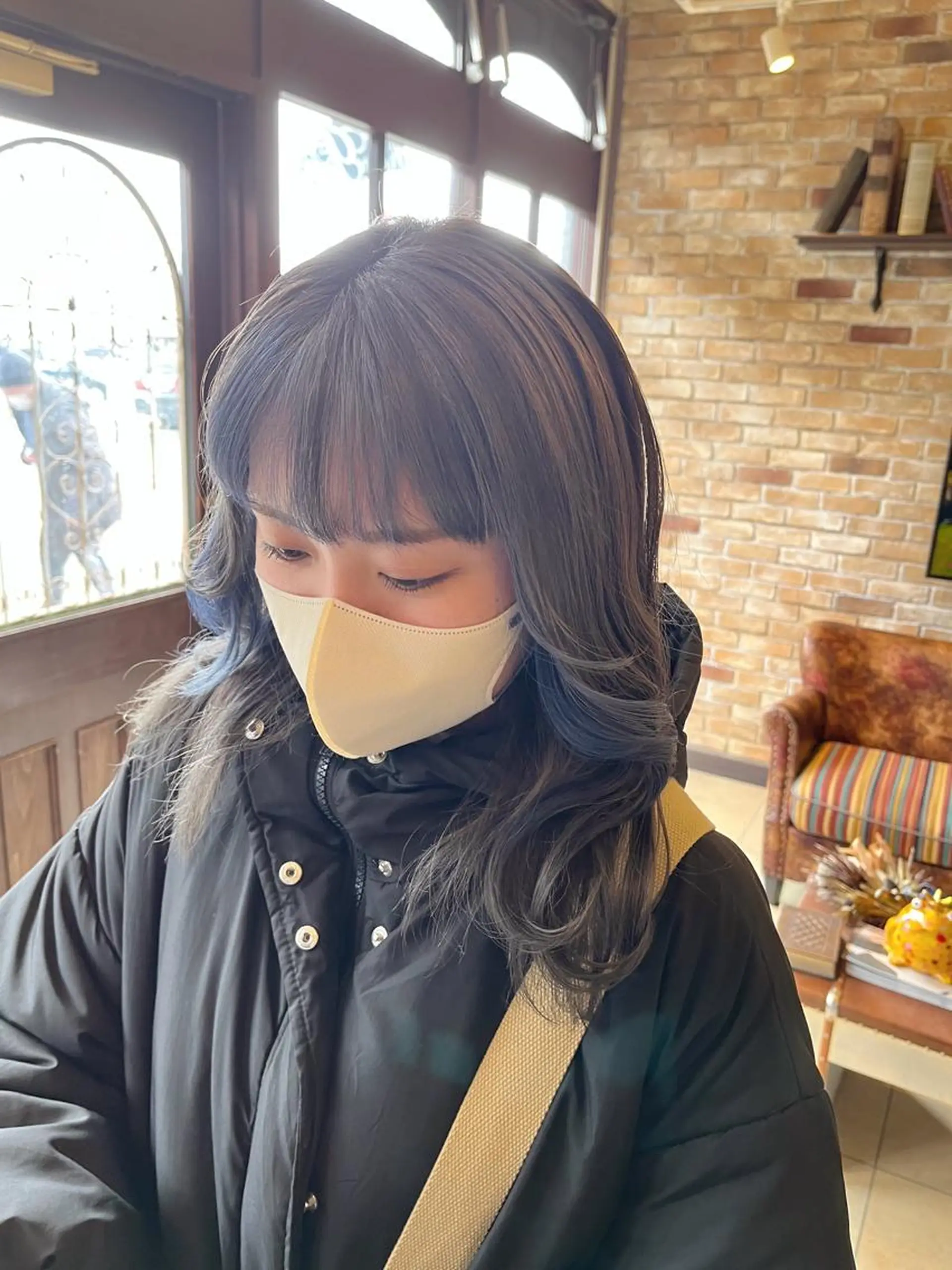 セミロング ヘアカラー 🧡ミルクティー/ レイヤー🧡ショウナのヘアスタイル