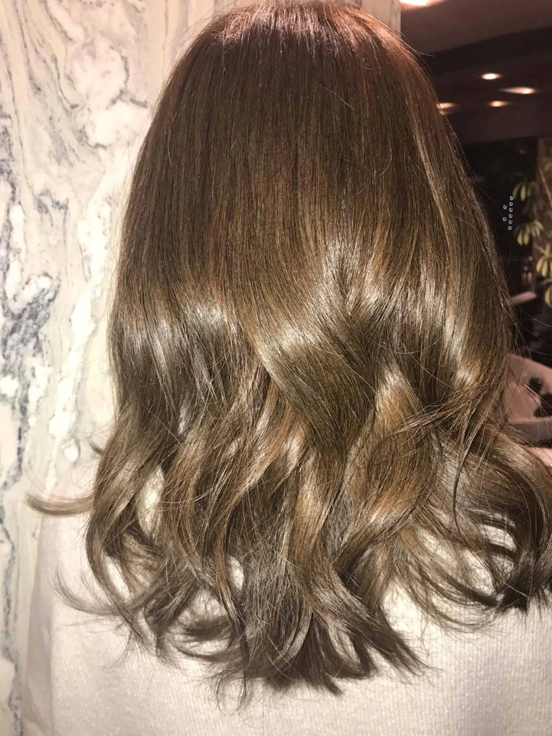 ミディアム カラー LANVERY所属・藤井 さと実のヘアスタイル