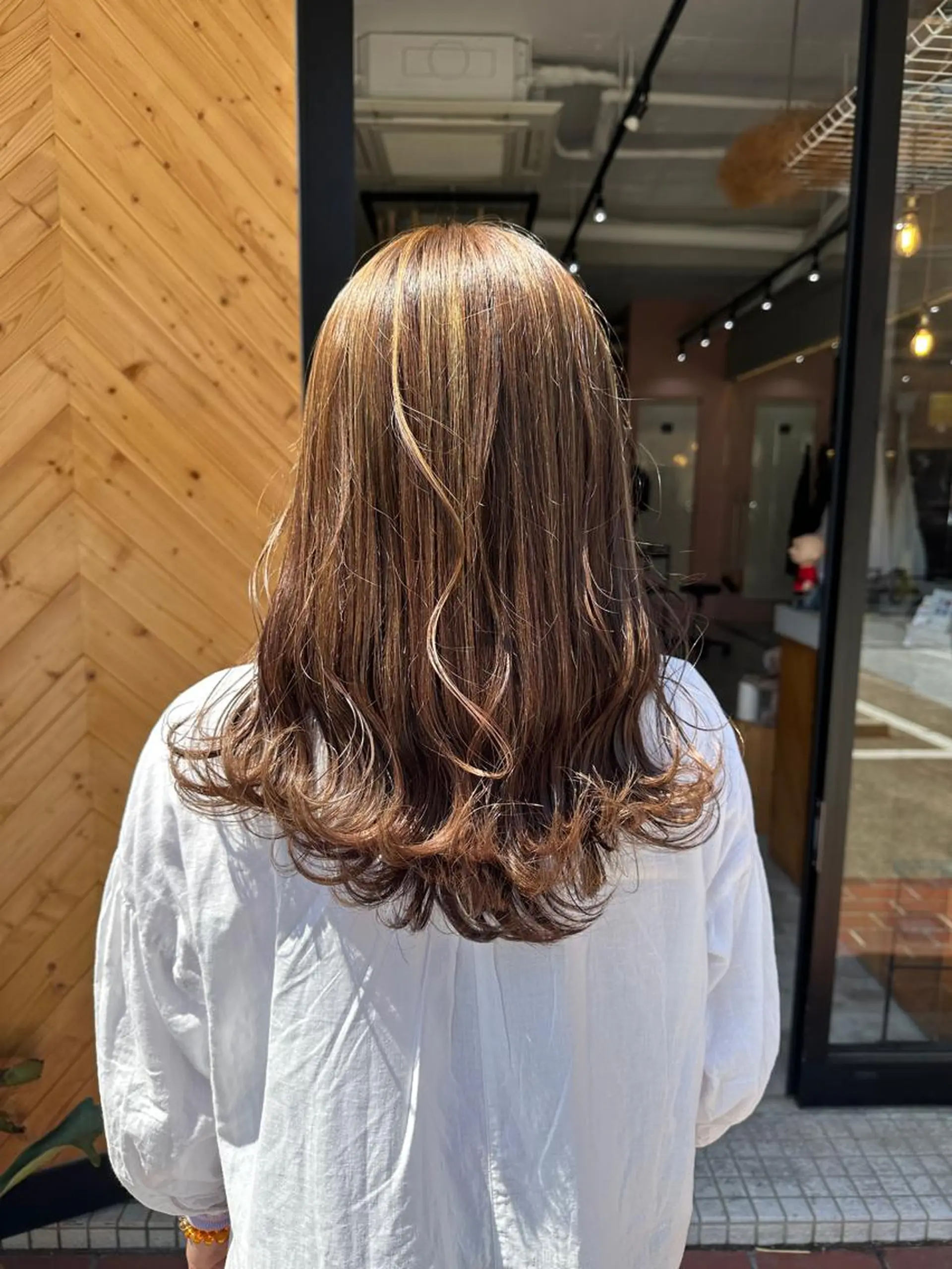カラー ハイライトカラー 十倉 朱莉のヘアスタイル