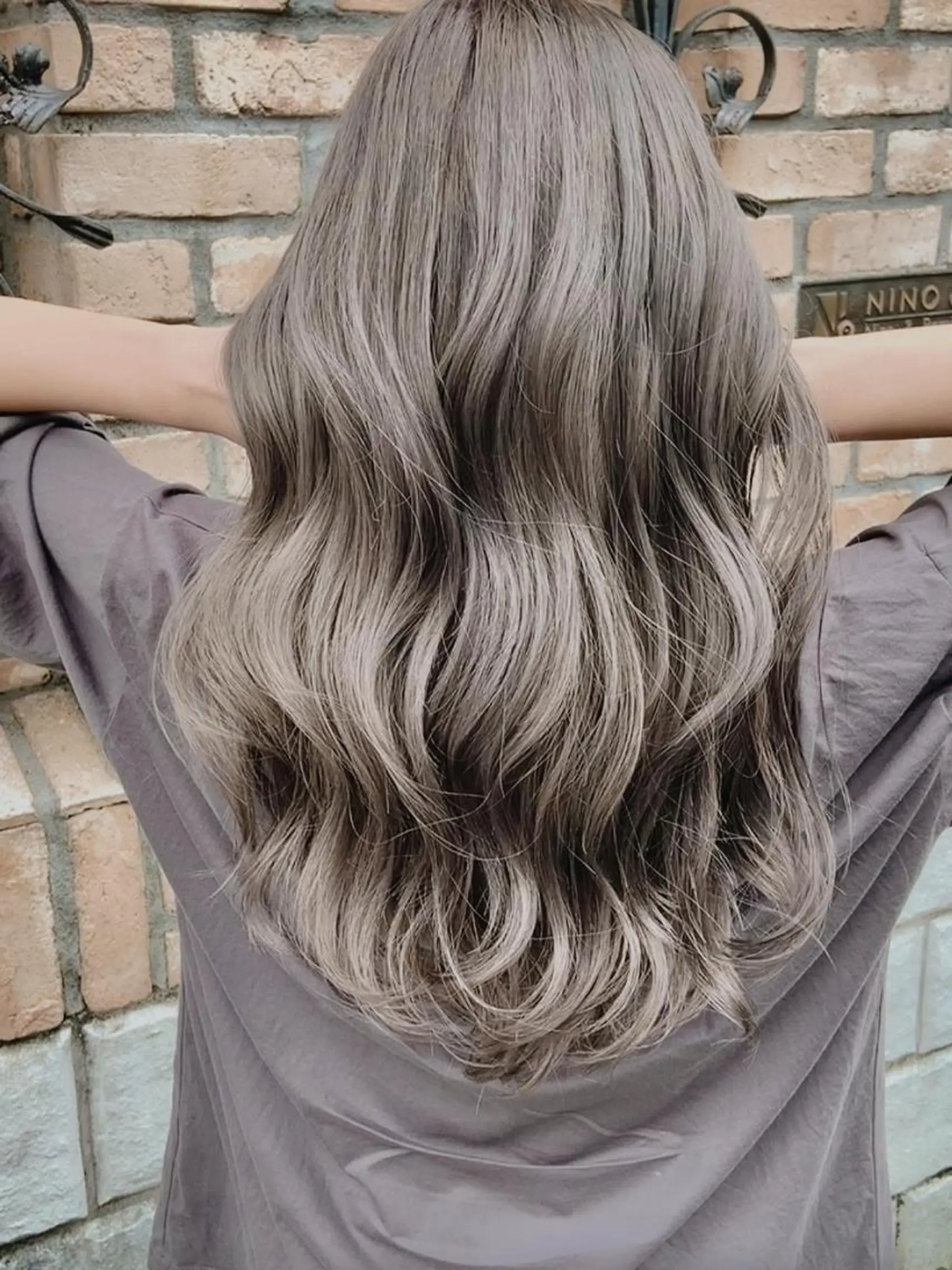 セミロング アッシュ Honami 🦭❤️のヘアスタイル