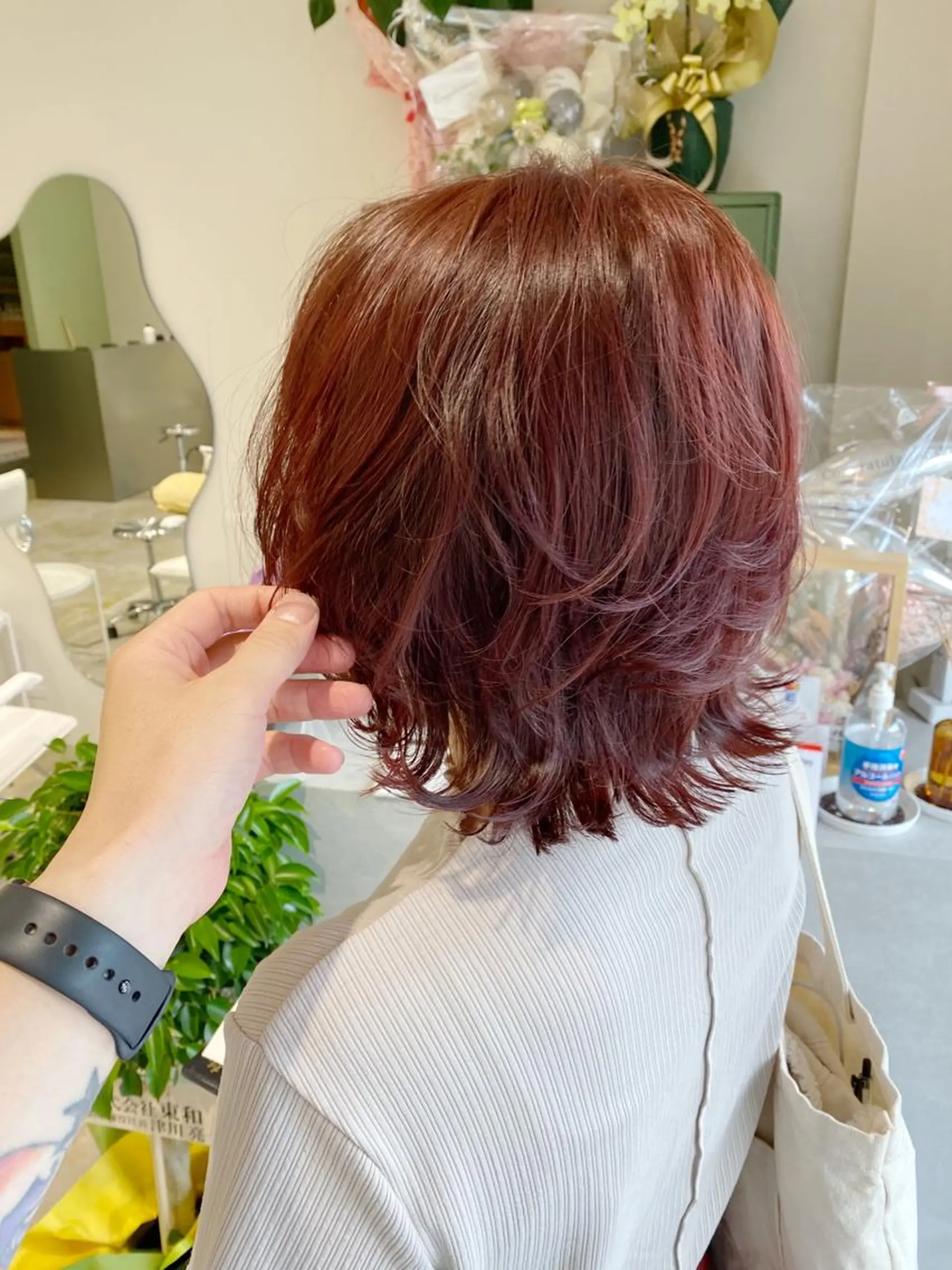 ミディアム ボブレイヤー ボブ 髪質改善 レイヤーカット カット ヘアカラー トリートメント Sabby所属・氏川洸希 パーマのヘアスタイル