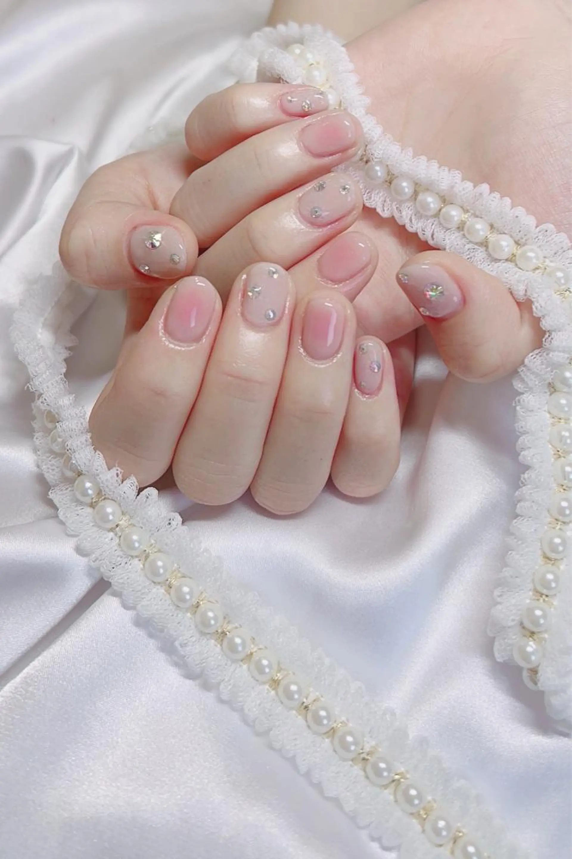 ネイル オーロラネイル フレンチネイル ジェルネイル 韓国ネイル マグネットネイル ハンドネイル ハンドケア EN nailsalon所属・【ENサロン】 Rei🎀Nailのネイルデザイン