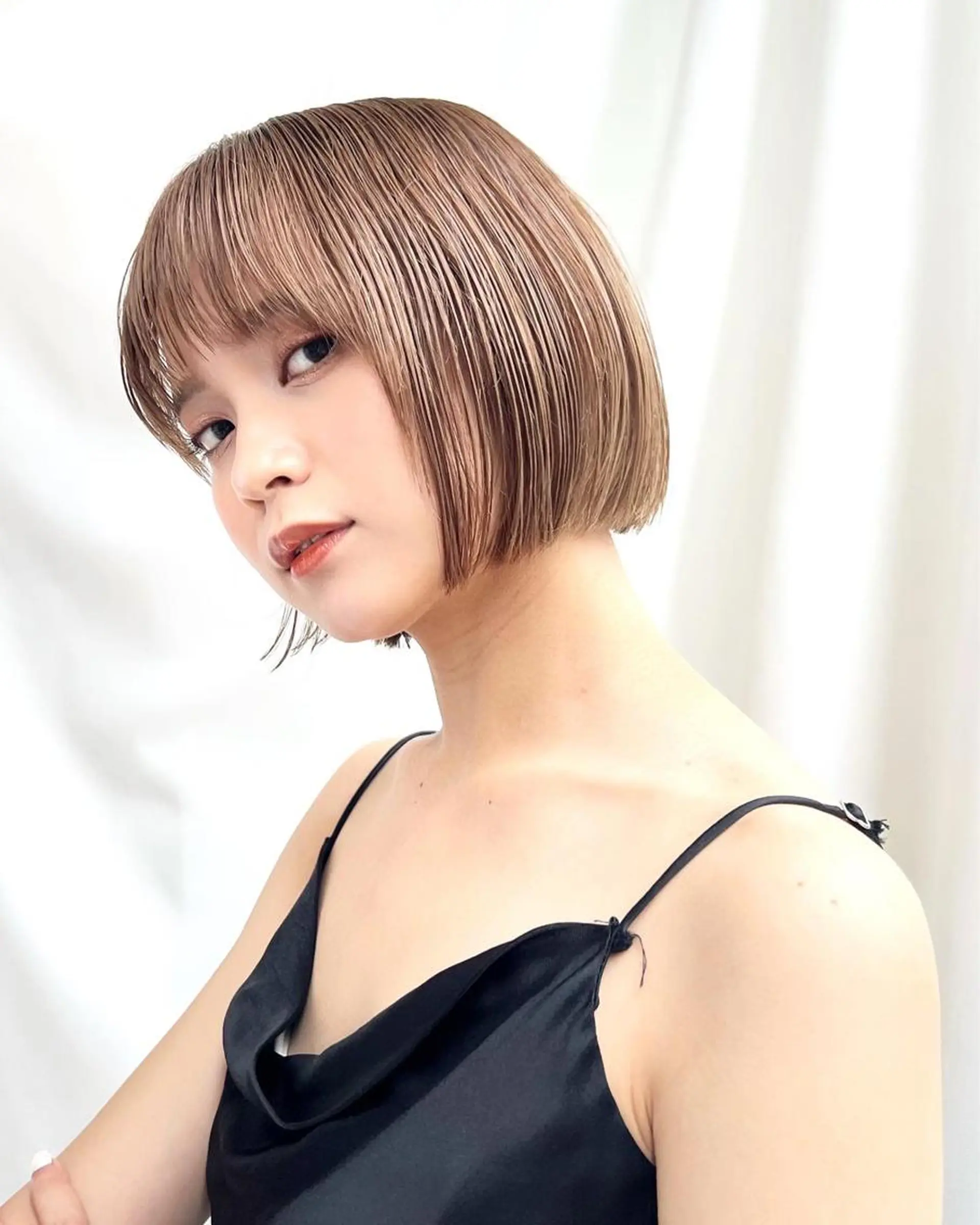 ショート カラー ベージュカラー 透明感カラー グレージュ ボブ カット ヘアカラー トリートメント レイヤー専門家 ダブルカラー修のヘアスタイル