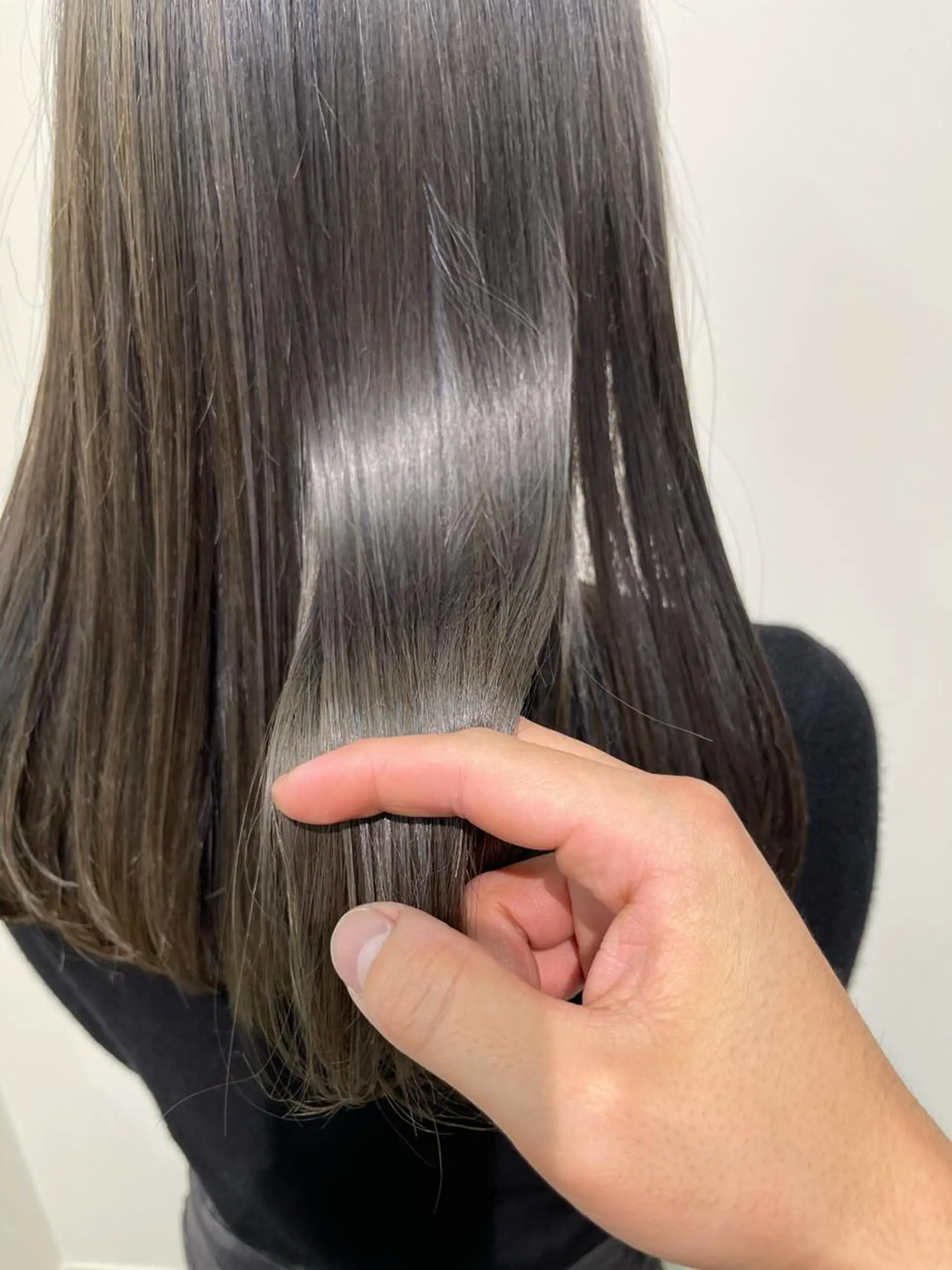 セミロング カット トリートメント イメチェンカット✂️ 錦糸町佐藤店長のヘアスタイル