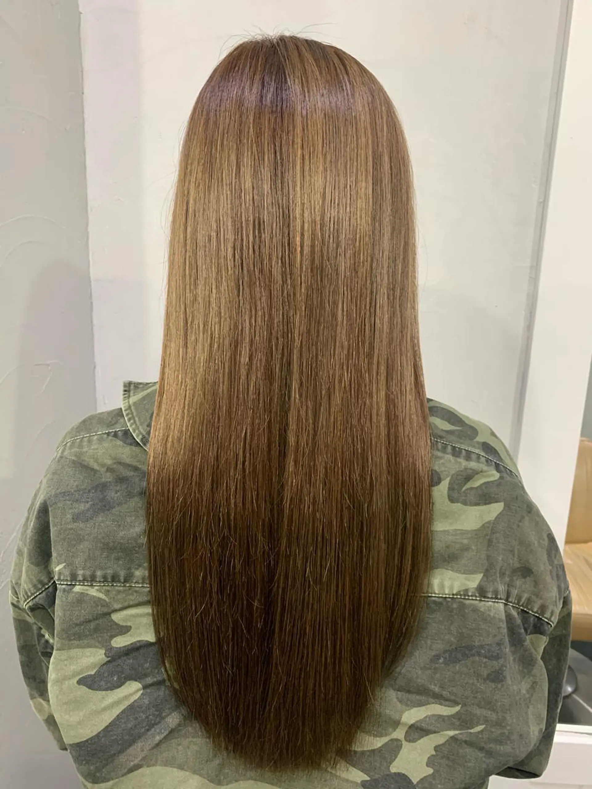 ロング カラー 高木 藍のヘアスタイル