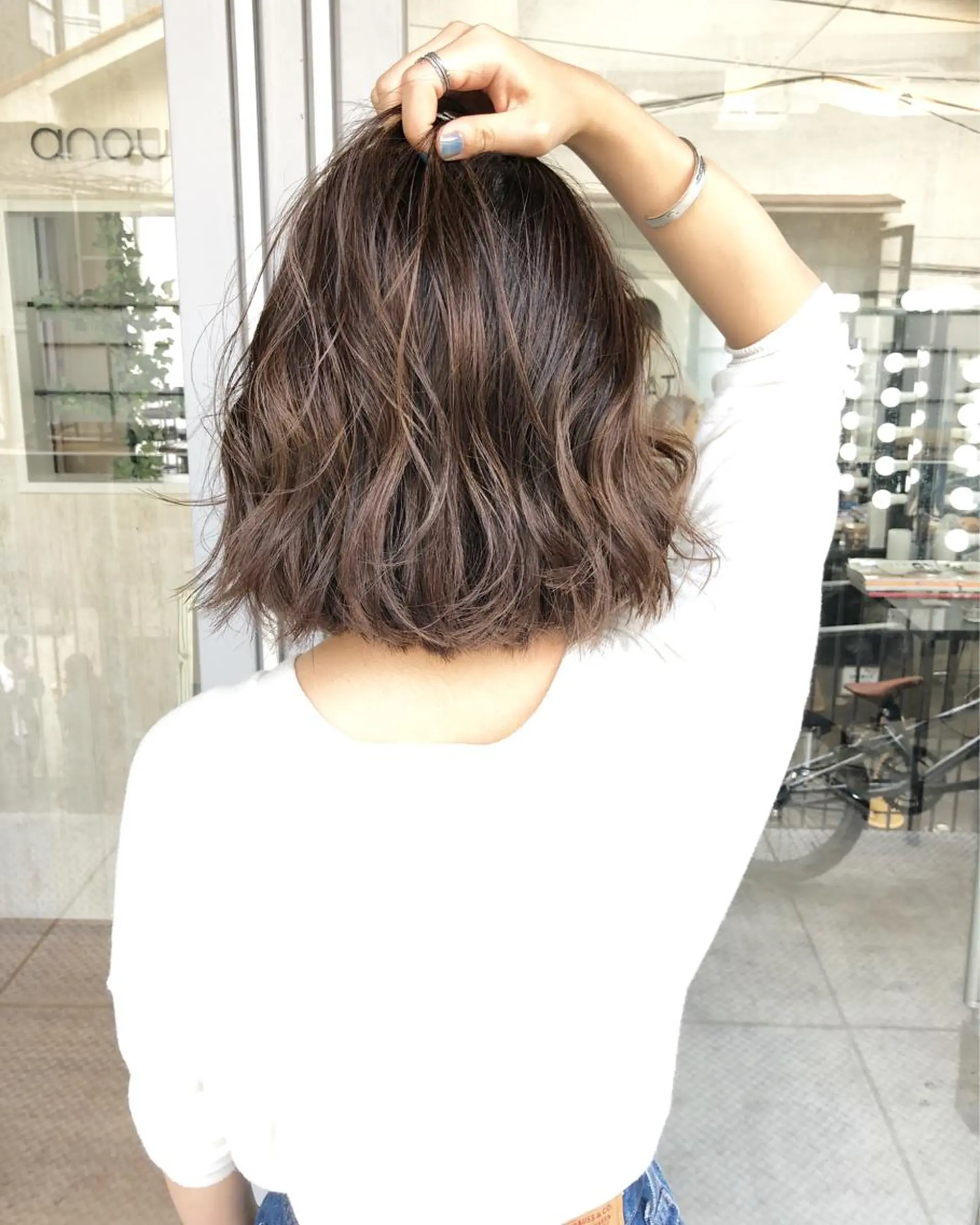 ショート カラー グレージュ 外国人風カラー レイヤーカット BLend 渋谷のヘアスタイル