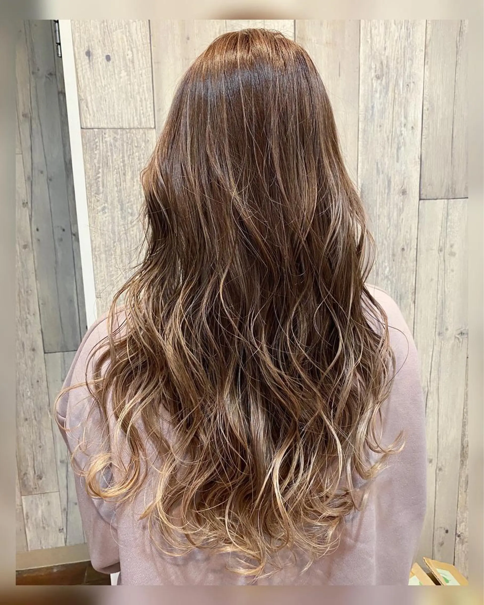 ロング カラー LOHAS 関根真由美のヘアスタイル