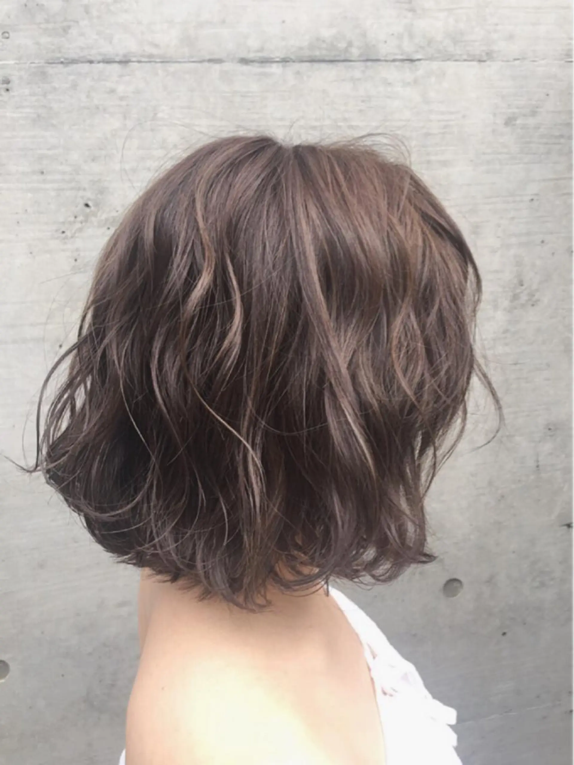 ミディアム カラー ヘアカラー 韓国ヘア🤍髪質改善 🇰🇷AKANEのヘアスタイル