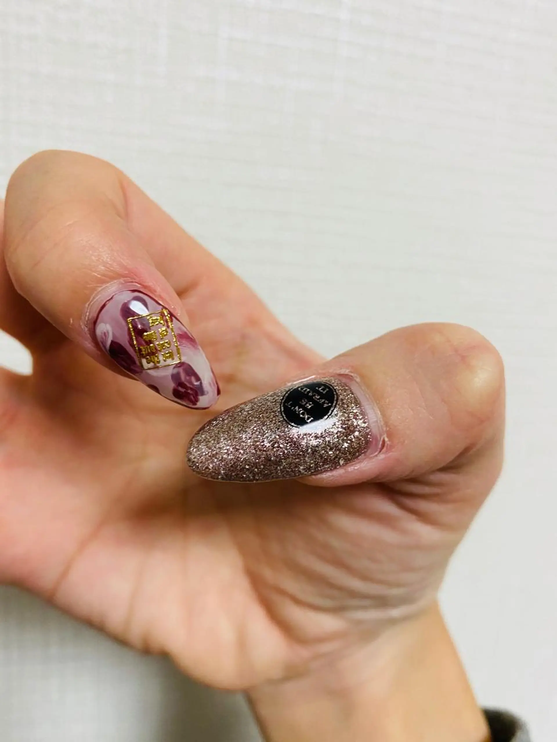 ネイル べっ甲ネイル ホワイト nail salon "a"のネイルデザイン