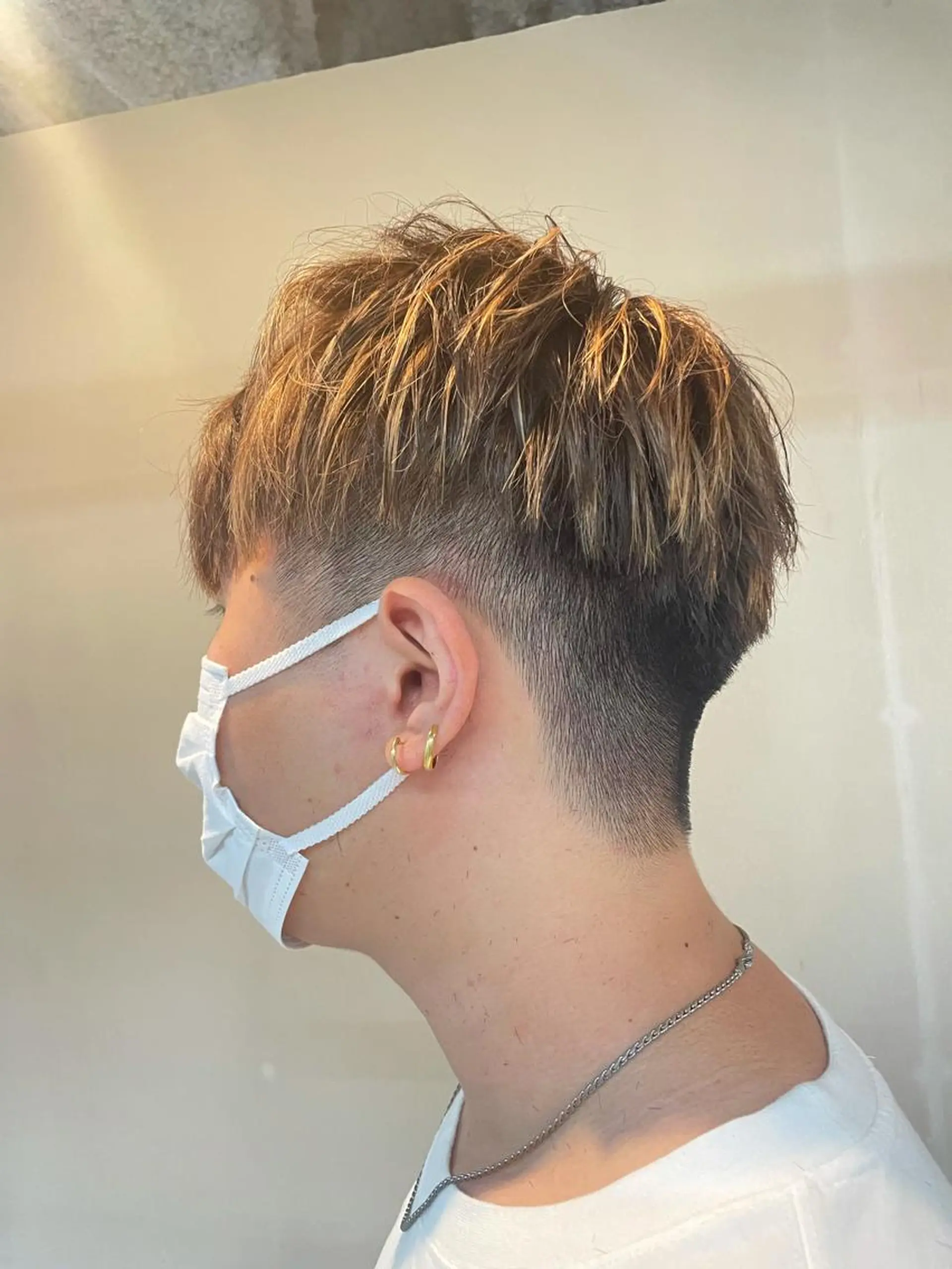 ショート カラー メンズ メンズメッシュ 刈り上げ メッシュ Men's hair salon First 中百舌鳥店所属・First なかもず 店 YUKIのヘアスタイル