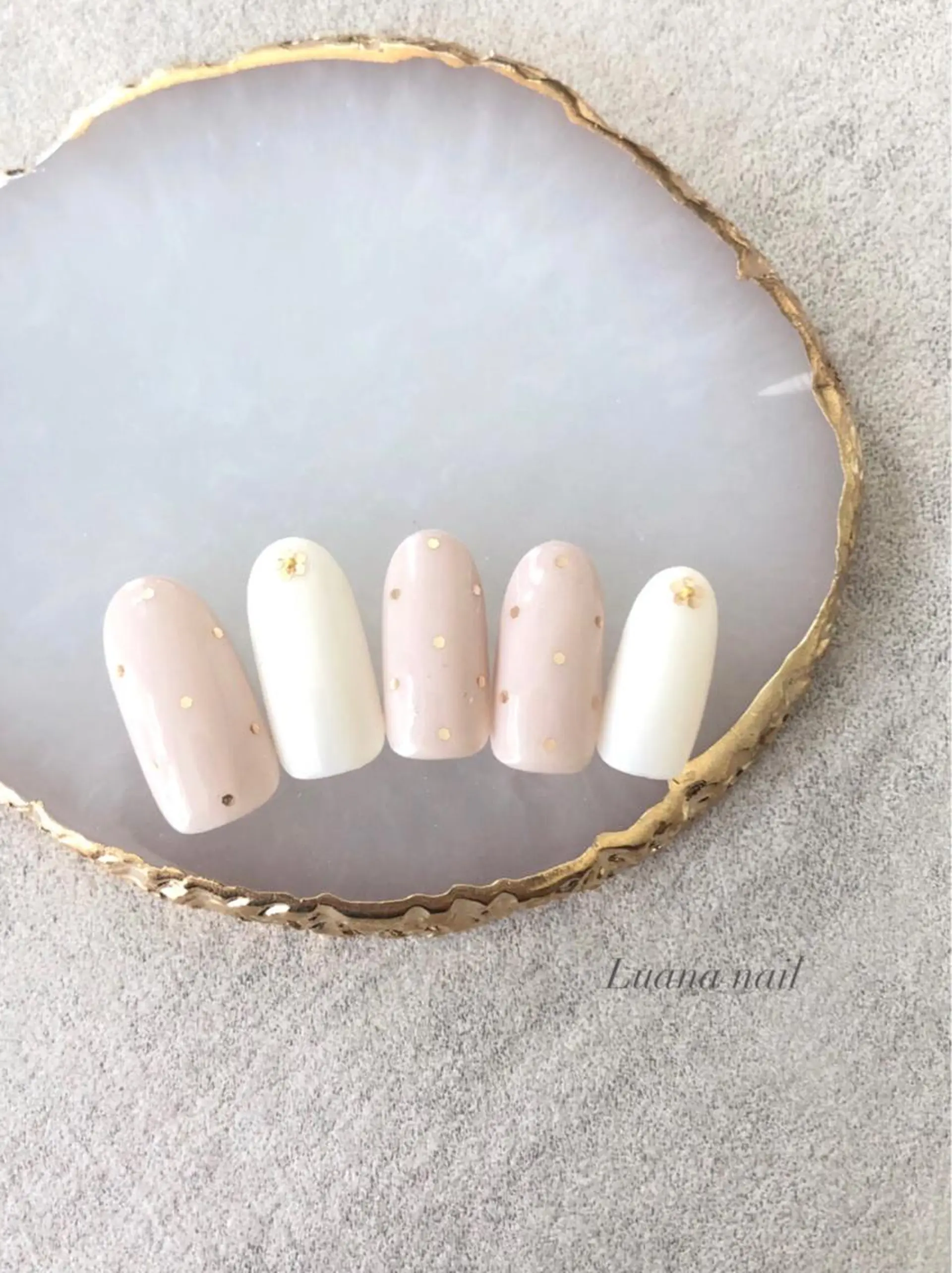 キッズ ネイル ドット Luana nail (ルアナネイル)のネイルデザイン