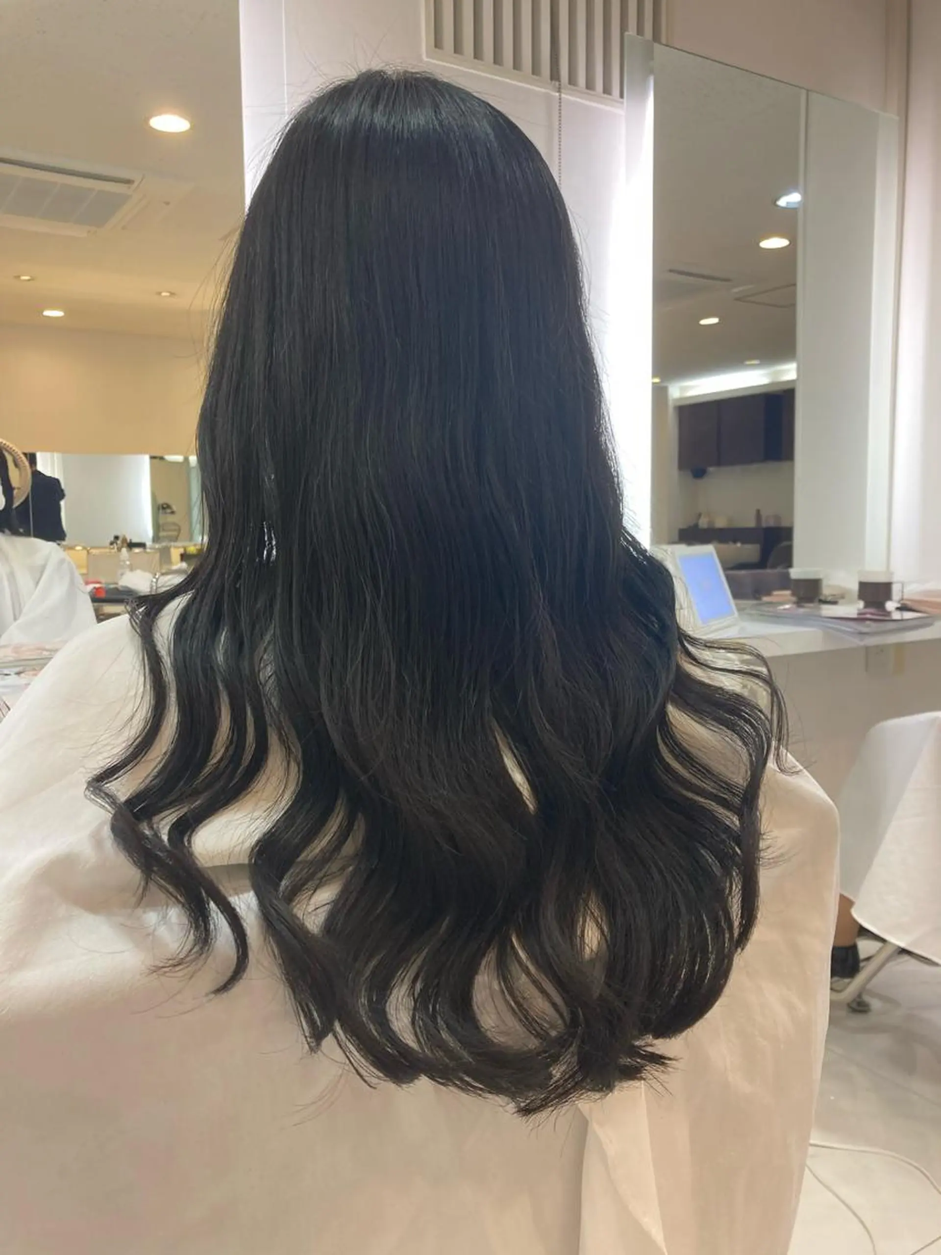 ロング ヘアセット ヘアー・クロマチックノート所属・杣澤 詩乃のヘアスタイル