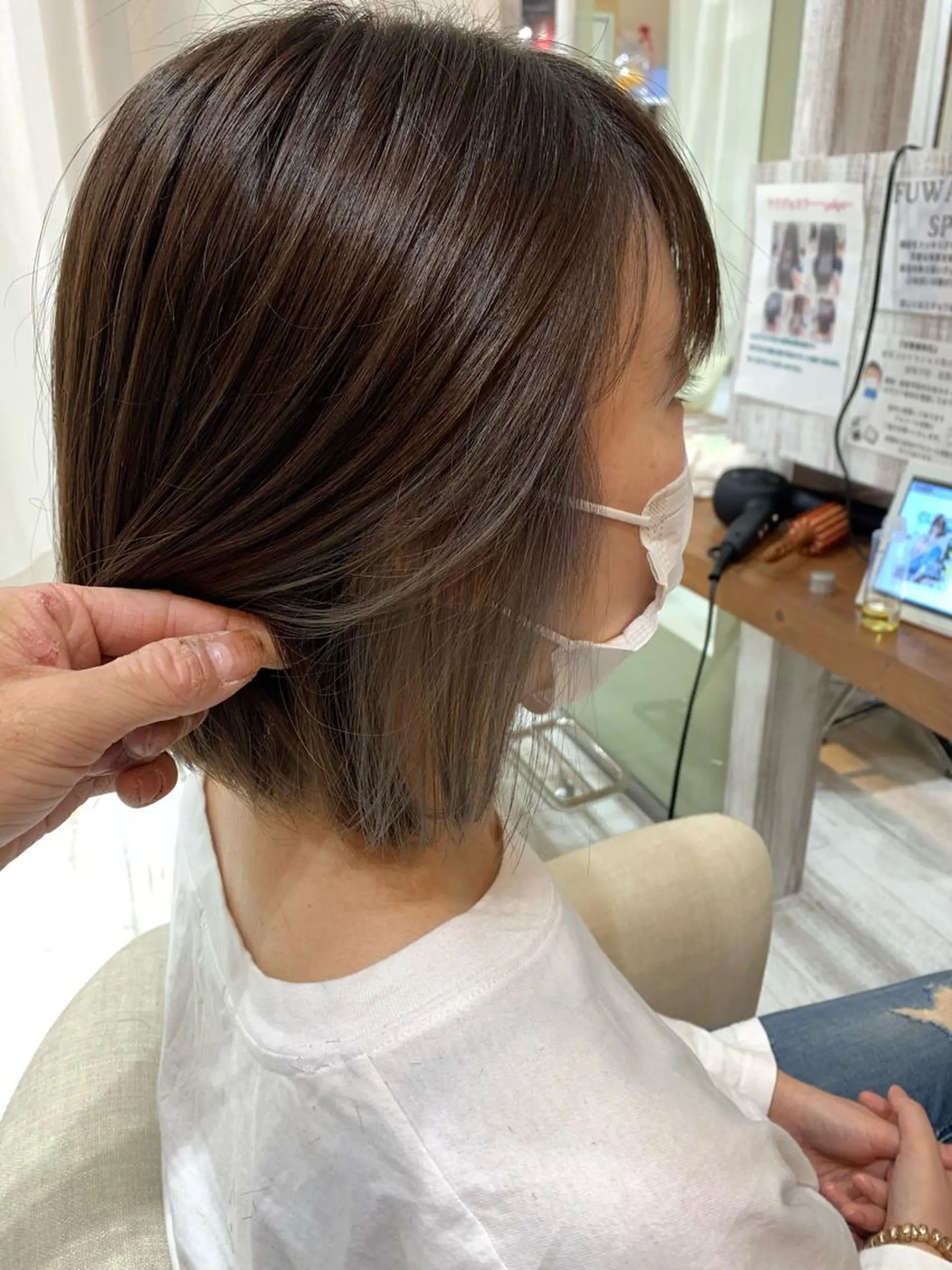 ショート カラー グレージュ インナーカラー brace 立花のヘアスタイル
