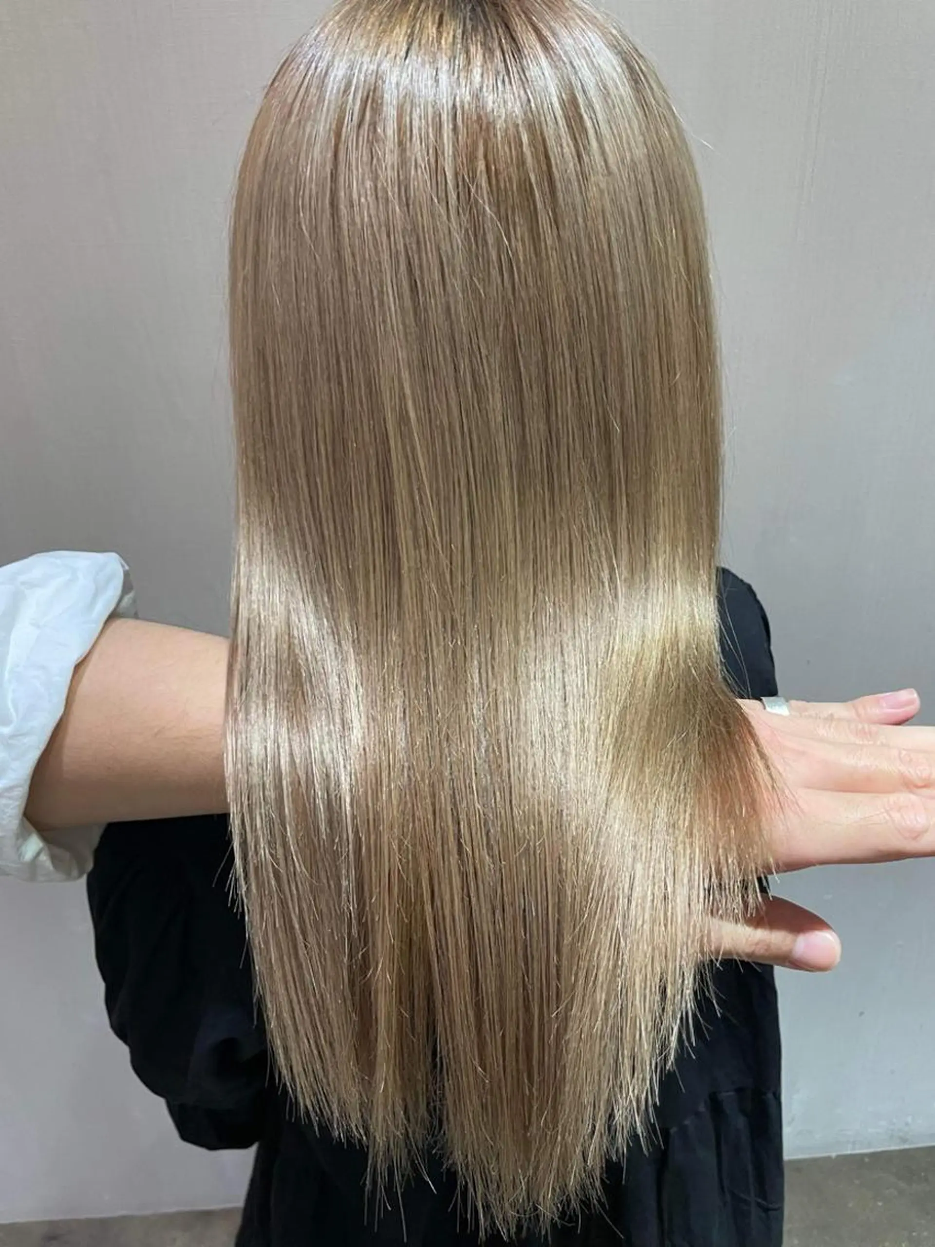ロング Rinka/梅田/ 透け感カラー🤎のヘアスタイル