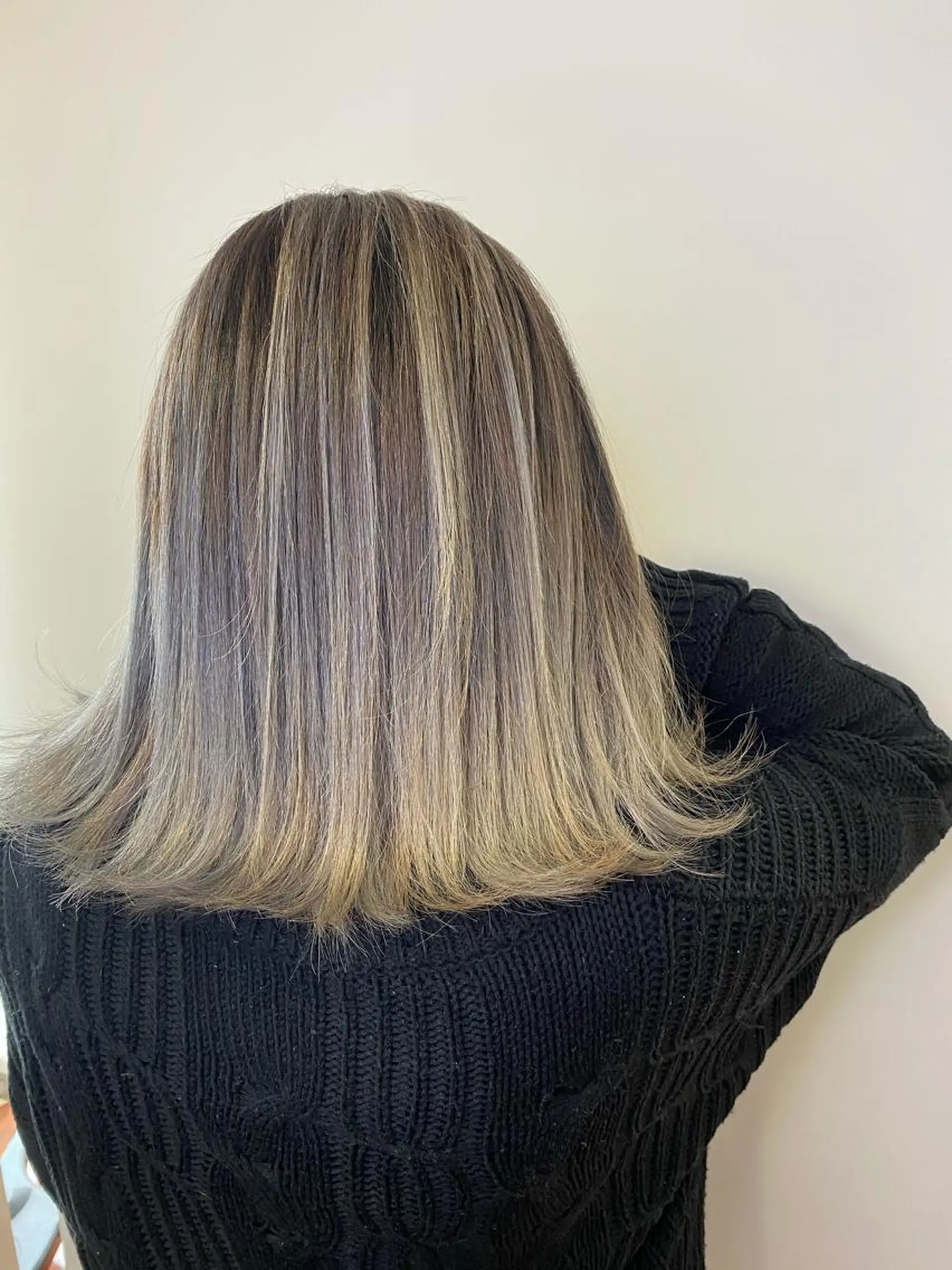 ミディアム カラー yosuke 梅田/バレイヤージュのヘアスタイル